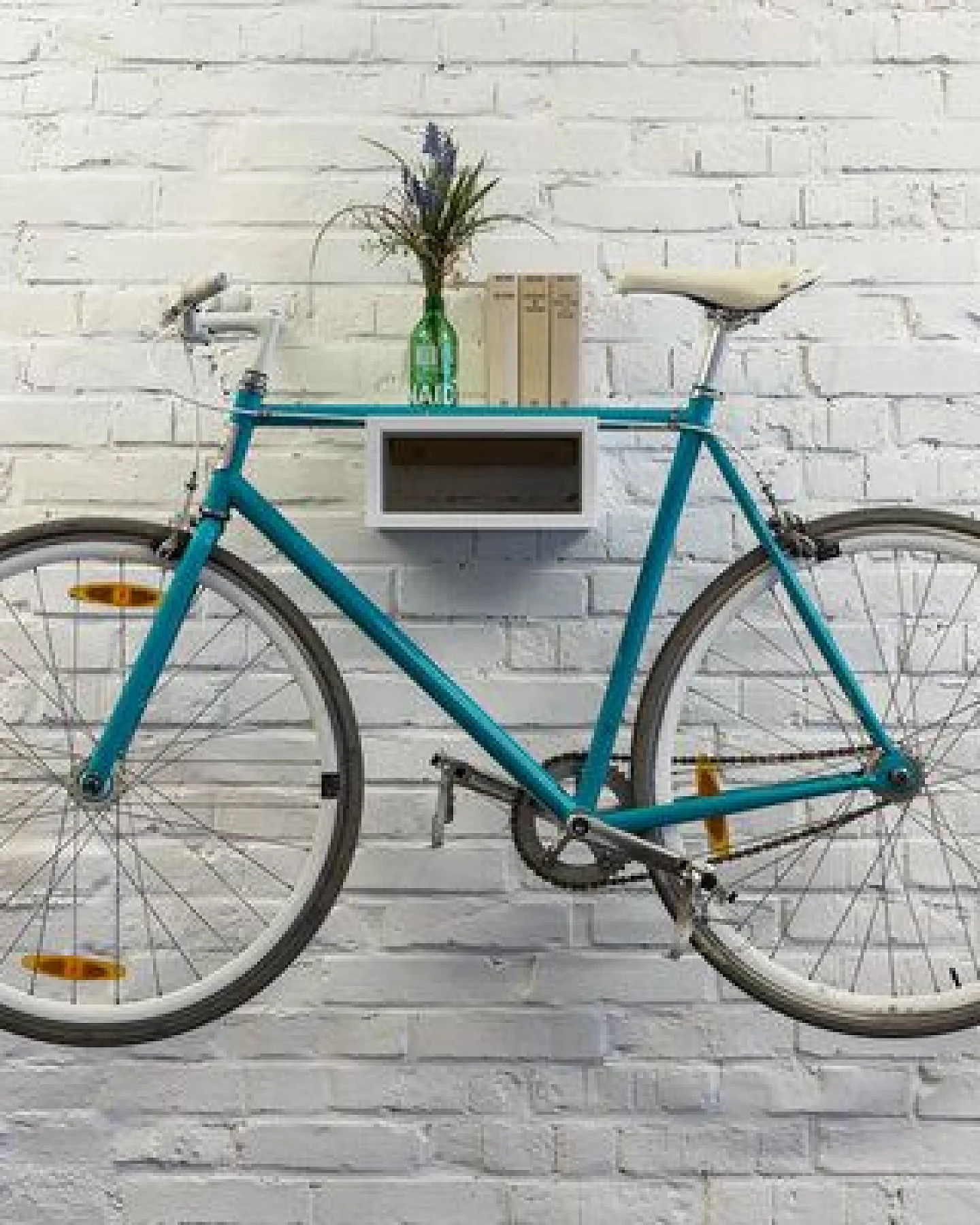Bicycledudes Fahrrad Wandhalterung "OSKAR" aus nachhaltigem Holz – Ansicht 3