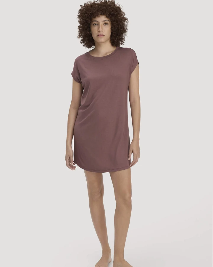 hessnatur Damen Nachthemd Regular PURE FLOW aus TENCEL™ Modal - braun - Größe 36