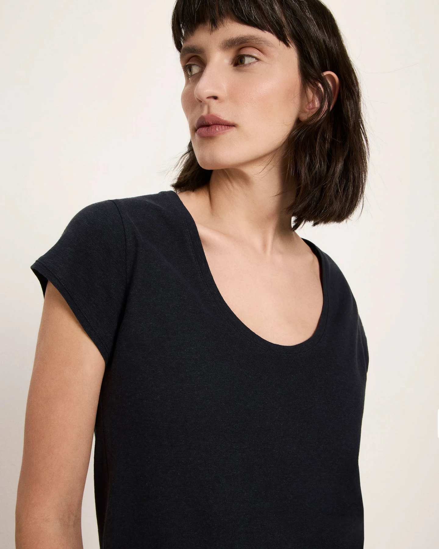 Shirt mit tiefem Ausschnit (OCS) – Ansicht 3