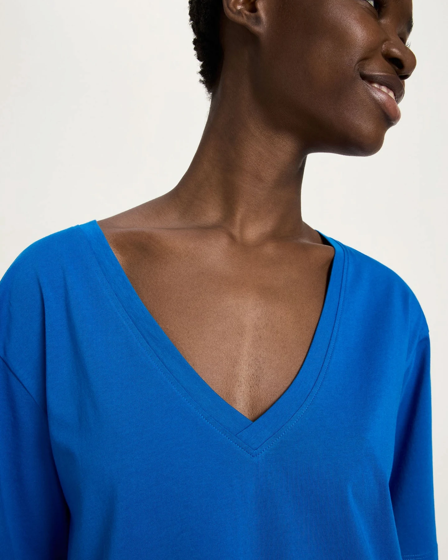 Shirt mit V-Ausschnitt (GOTS) – Ansicht 2