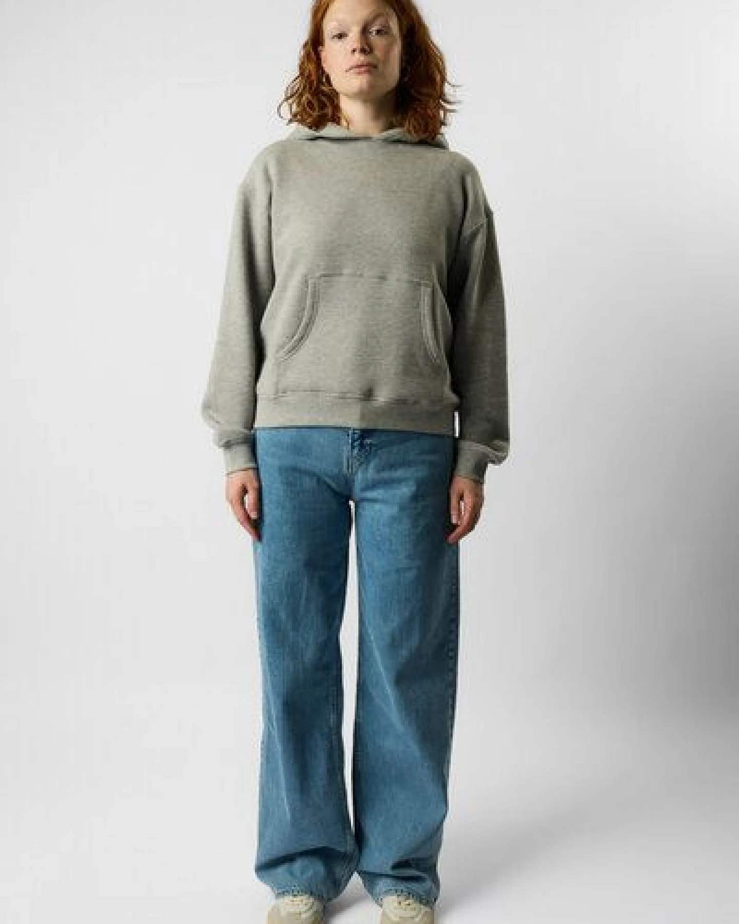ettics STUDIO classic organic women's hoodie – Ansicht 4
