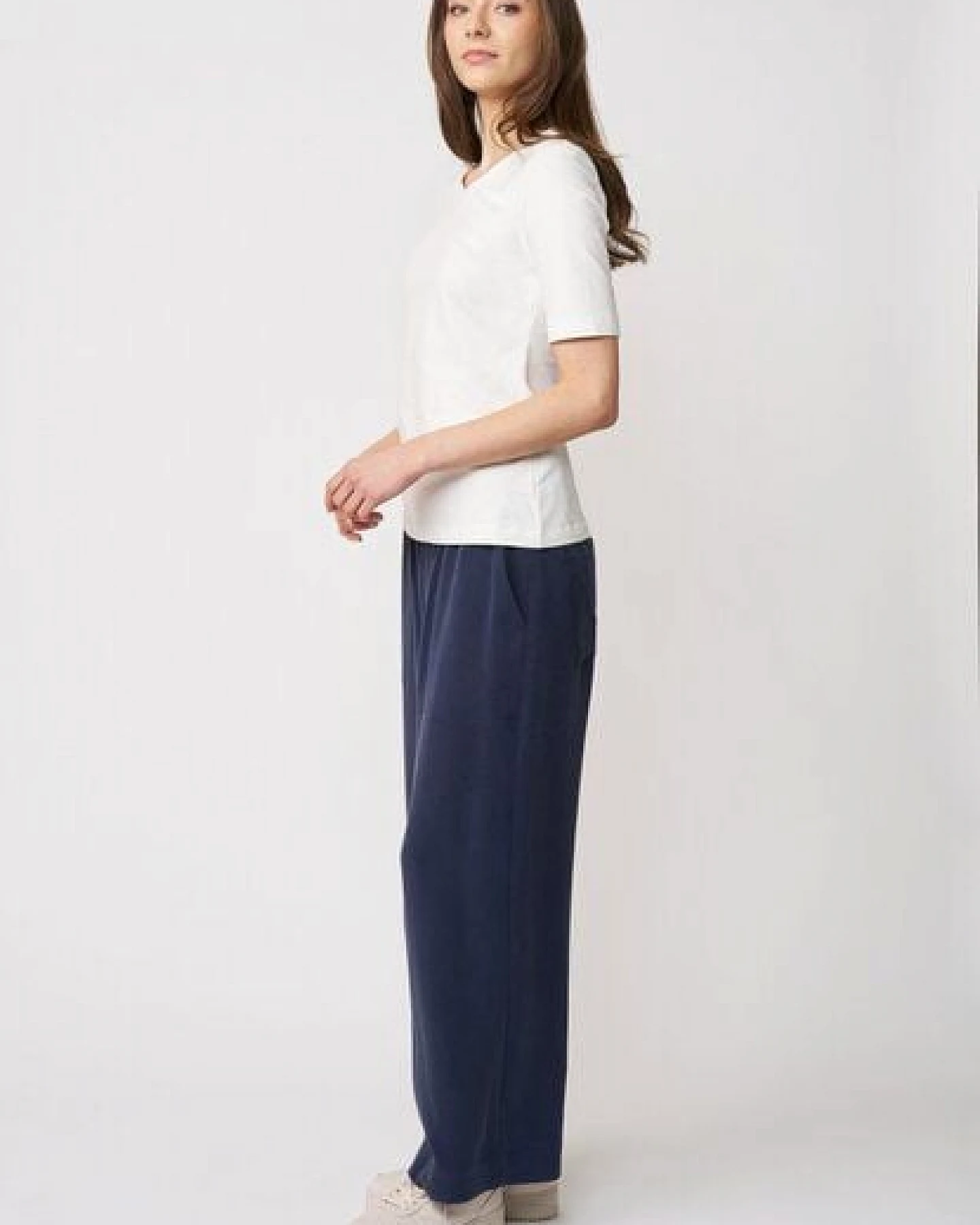 LANA Organic Basic Shirt aus Bio Baumwolle für Damen, Modell Vinnie – Ansicht 4