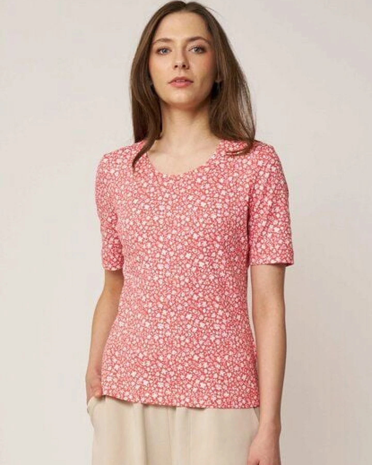 LANA Organic Basic Shirt aus Bio Baumwolle für Damen, Modell Vinnie – Ansicht 4