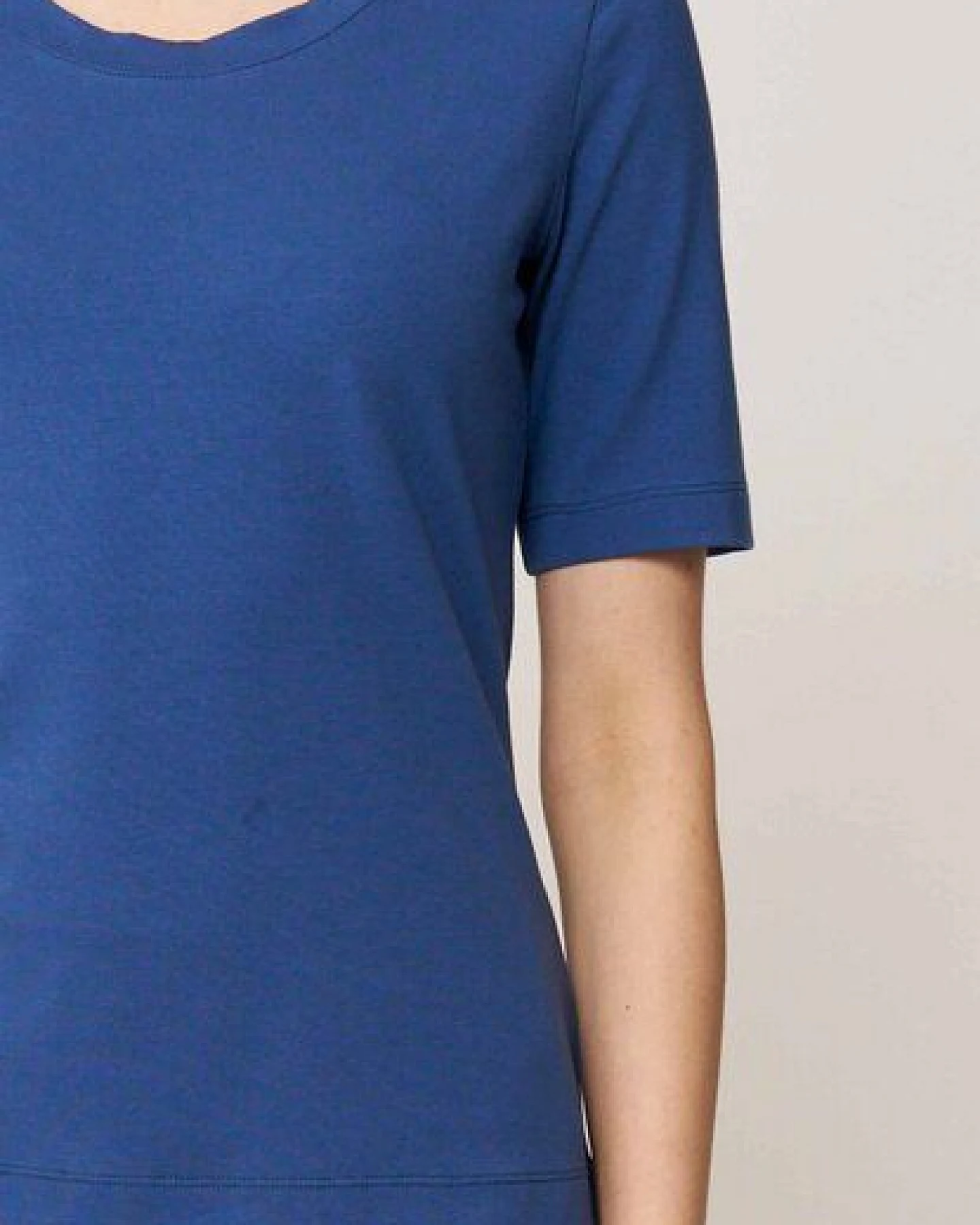LANA Organic Basic Shirt aus Bio Baumwolle für Damen, Modell Vinnie – Ansicht 3