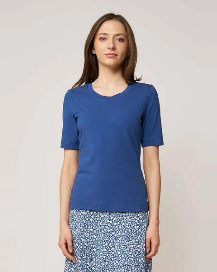 Blau
