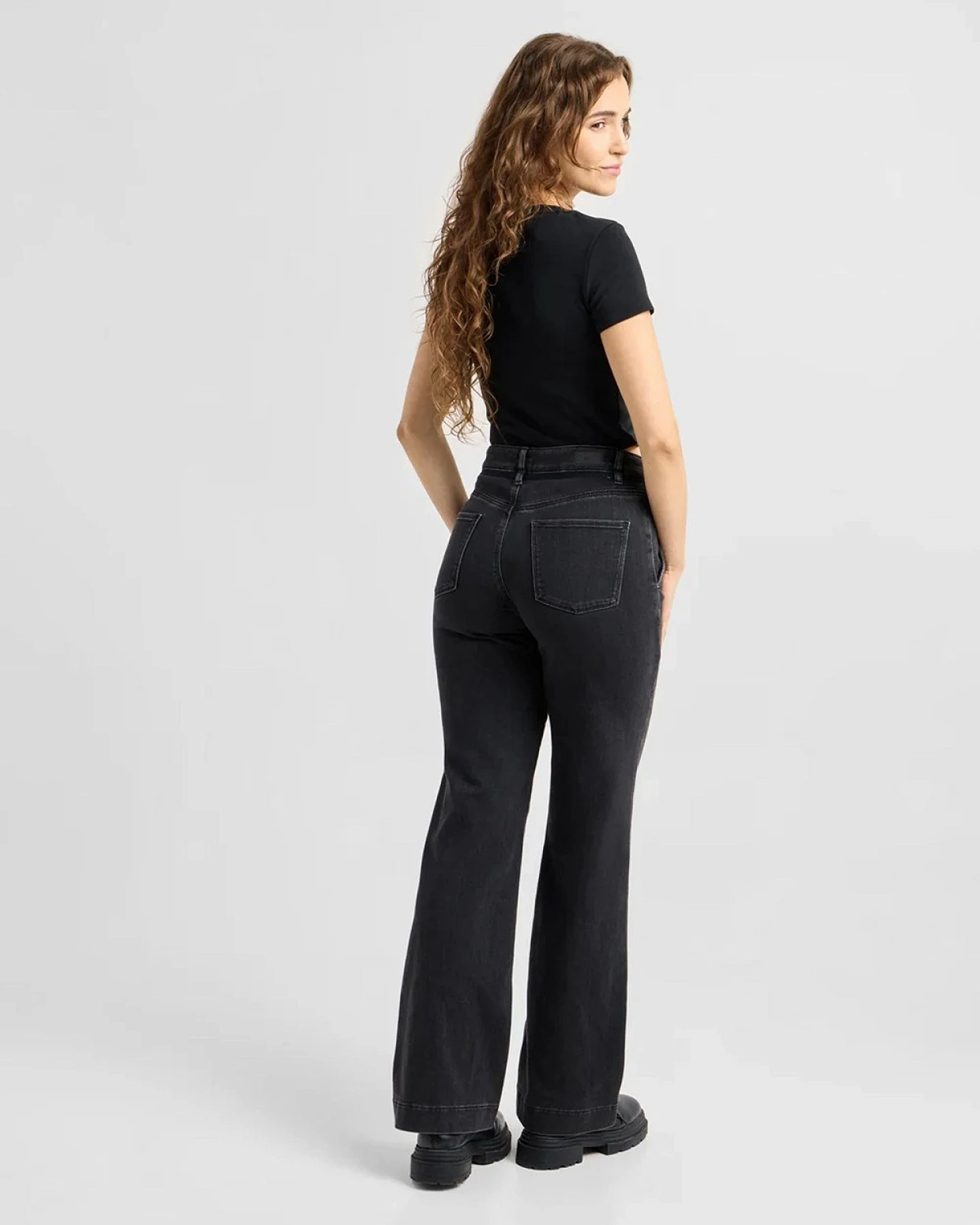 Jeans Dew Flared Black Denim – Ansicht 4