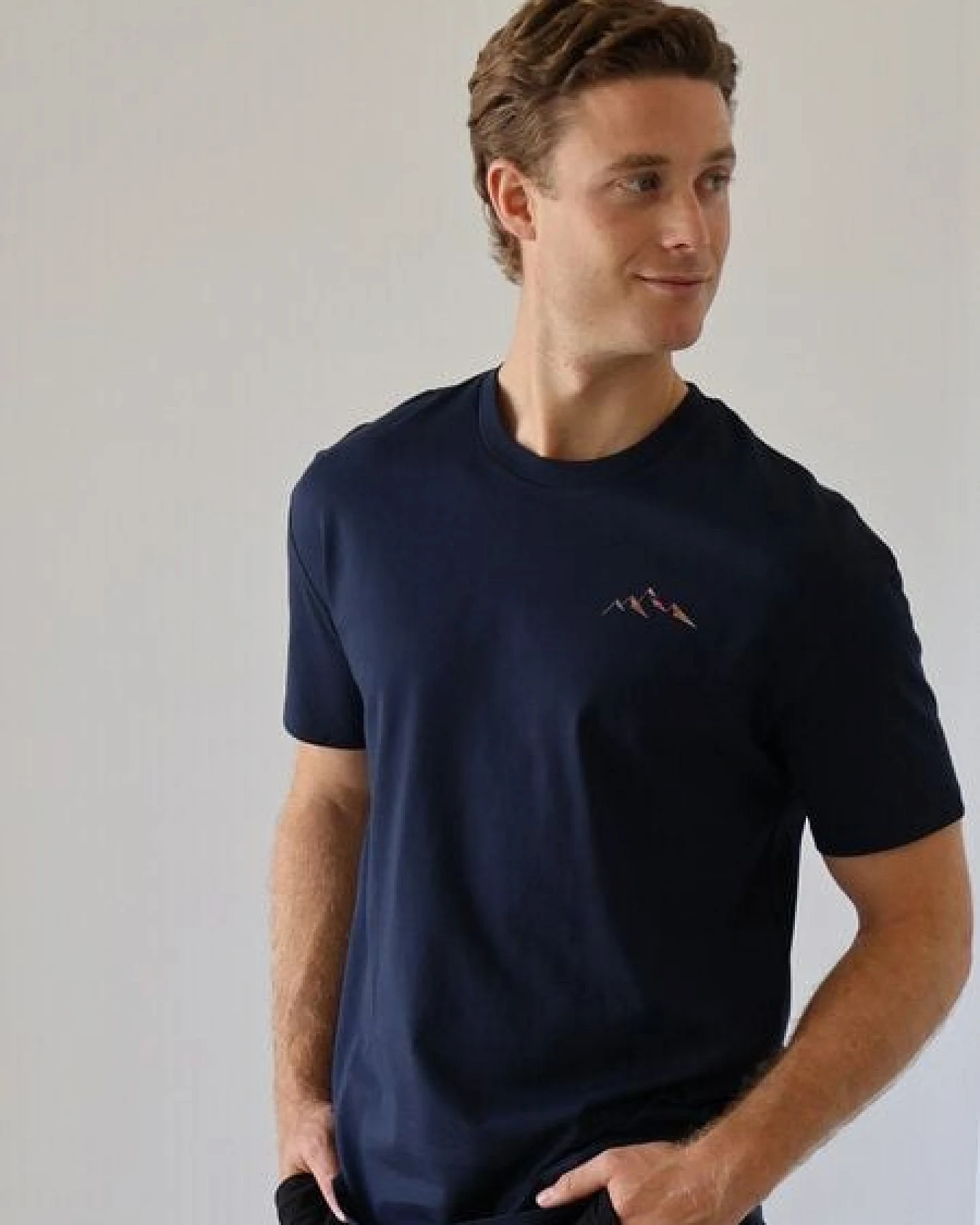 Kultgut Artdesign - Biofair - Klassik Shirt / Little Mountain Landscape – Ansicht 2