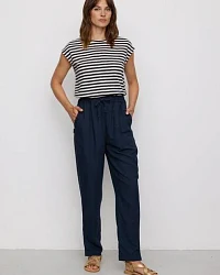 Navy (Blau)