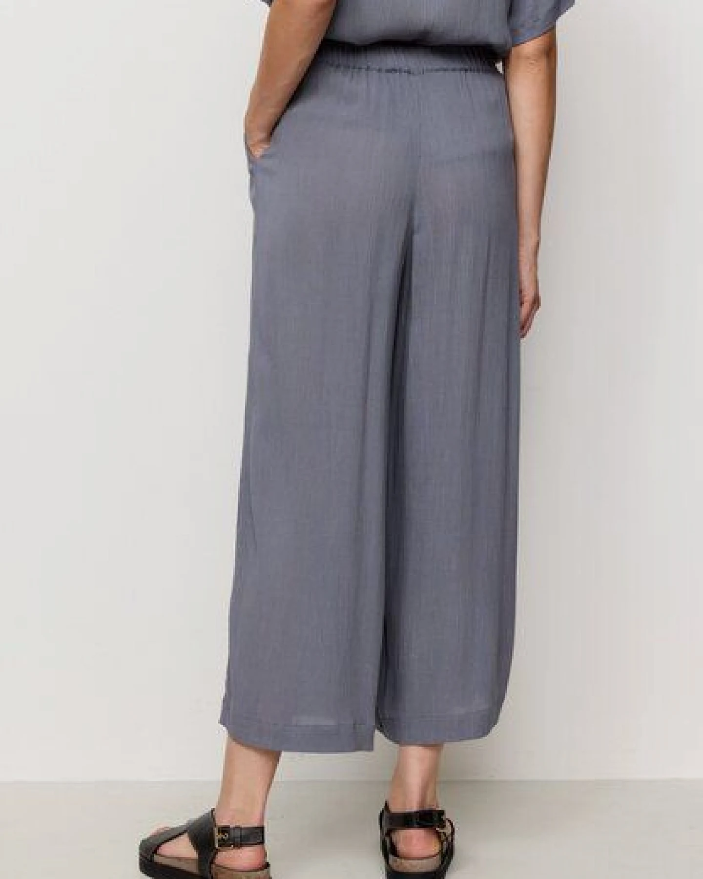 Damen Crinkle Hose aus LENZING ECOVERO Viskose - MANDEVILLA - recolution – Ansicht 4