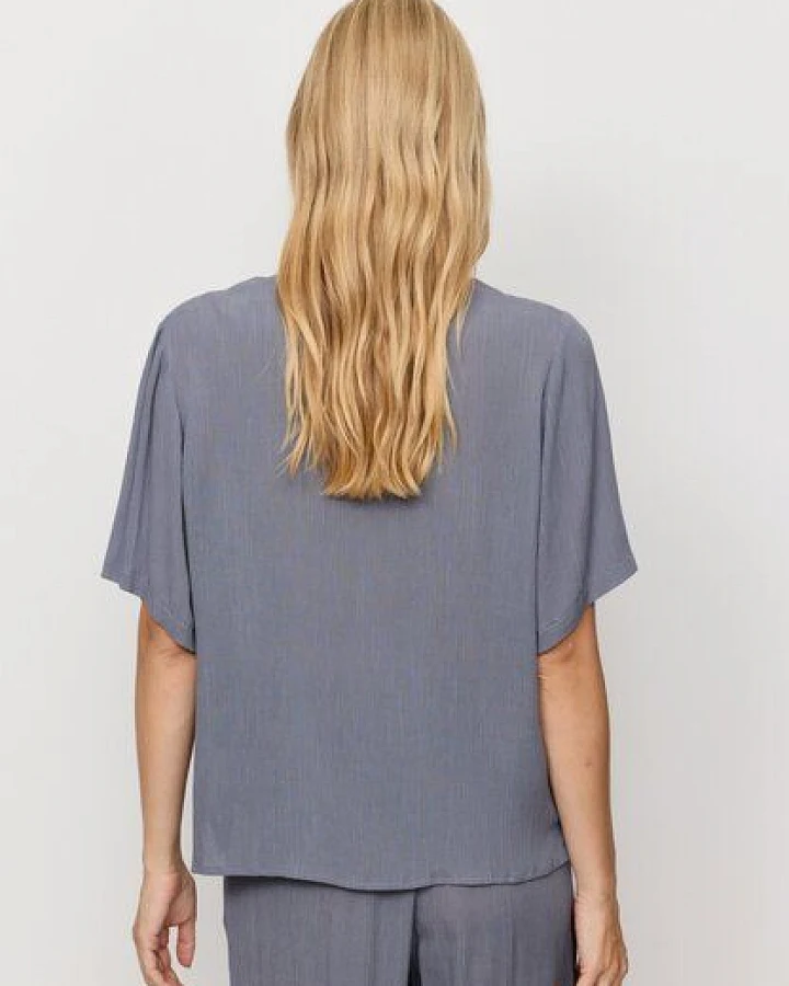 Dove Blue (Blau)