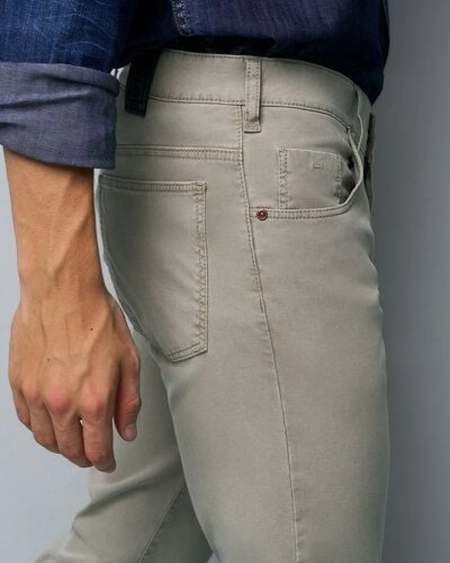 M 5 BY MEYER Baumwolle-Tencel Microstruktur Five Pocket – Ansicht 4