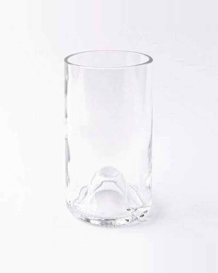 Upcycling-Glas aus Weinflasche - Grün von Plates et Culotées - Weingläser