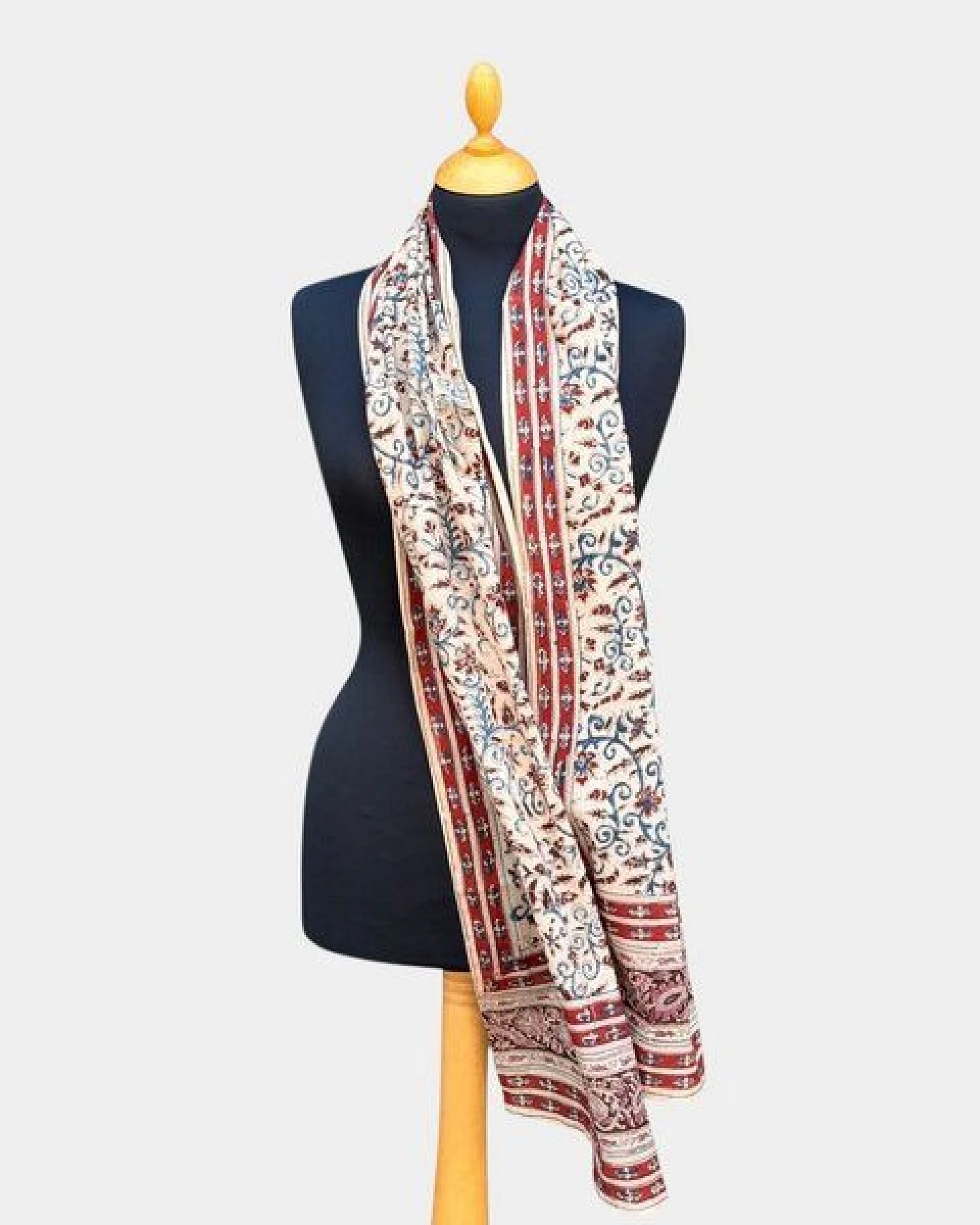 Der Lindwurm Kalamkari- Schal , Handdruck mit Pflanzenfarben – Ansicht 2