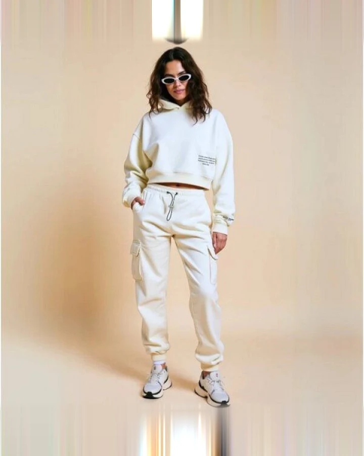 GOOD GIRL BAD HABITS Sweat Jogging-Cargo-Hose "MENTAL HEALTH"