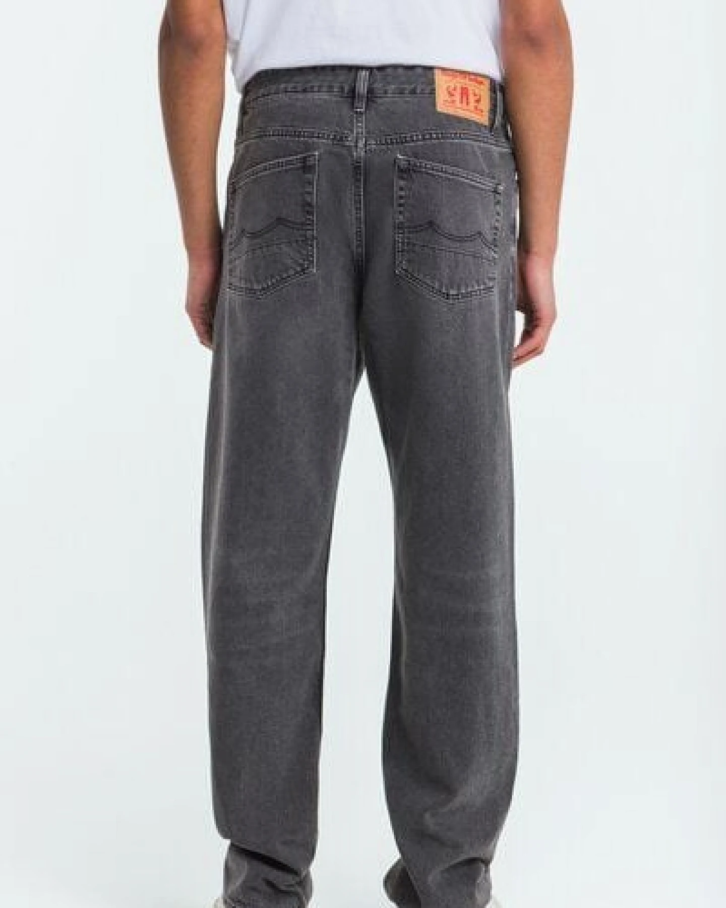 Kings Of Indigo Jeans ROY Holo Grey Worn – Ansicht 4