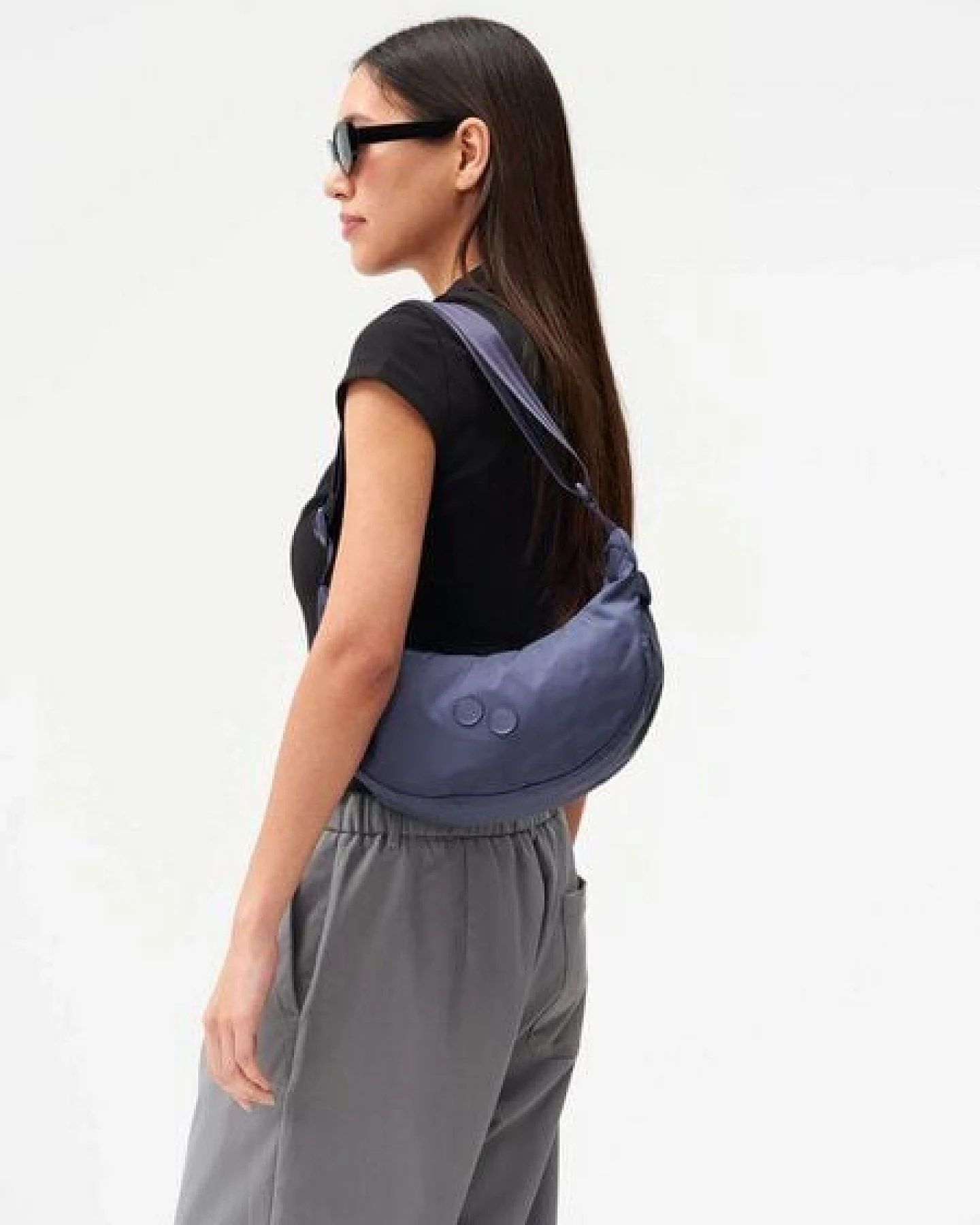 pinqponq Crossbody Bag Krumm Small Changeant – Ansicht 4