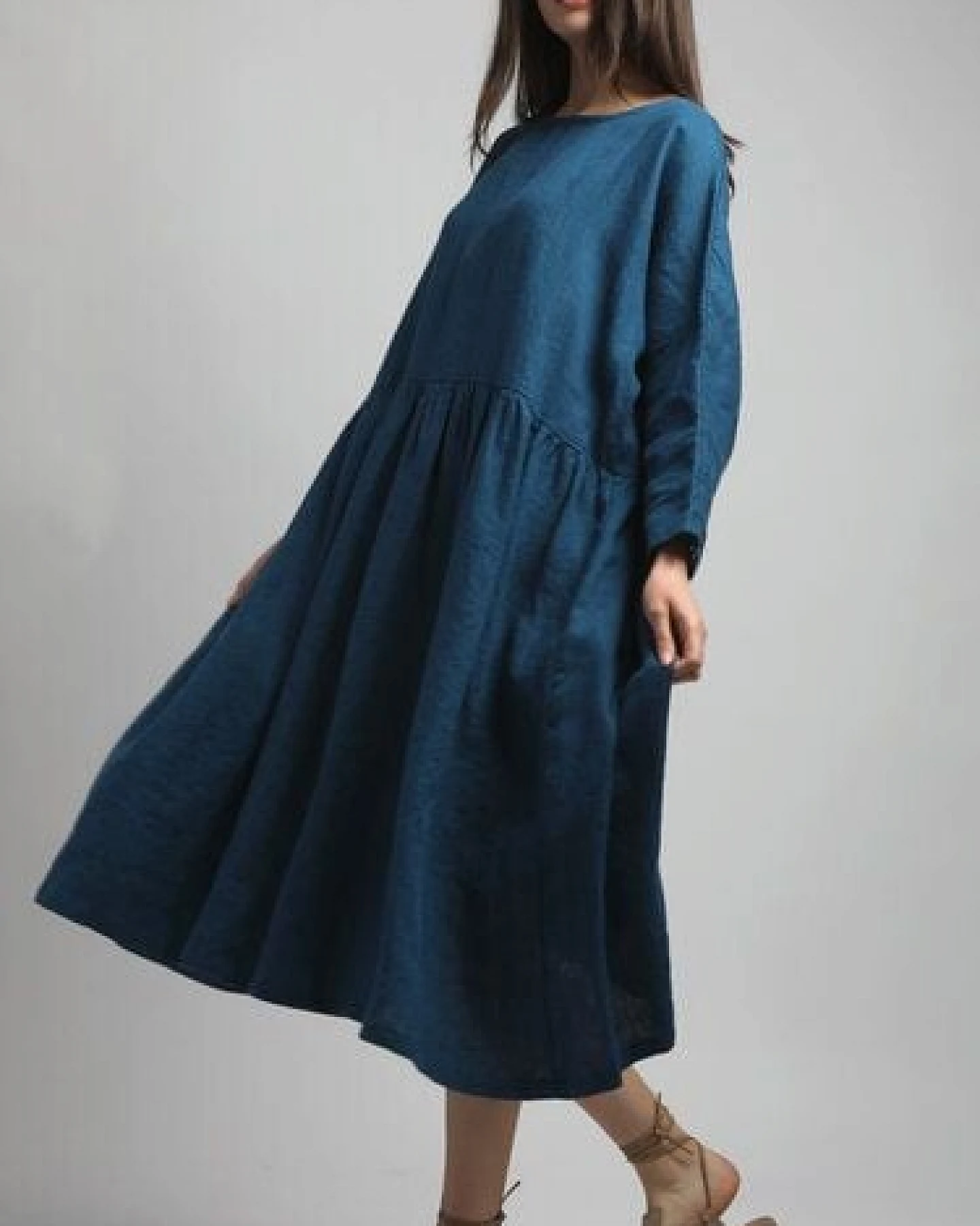 KNOTIUM EIRA Voluminöses Smock-Leinenkleid – Ansicht 4