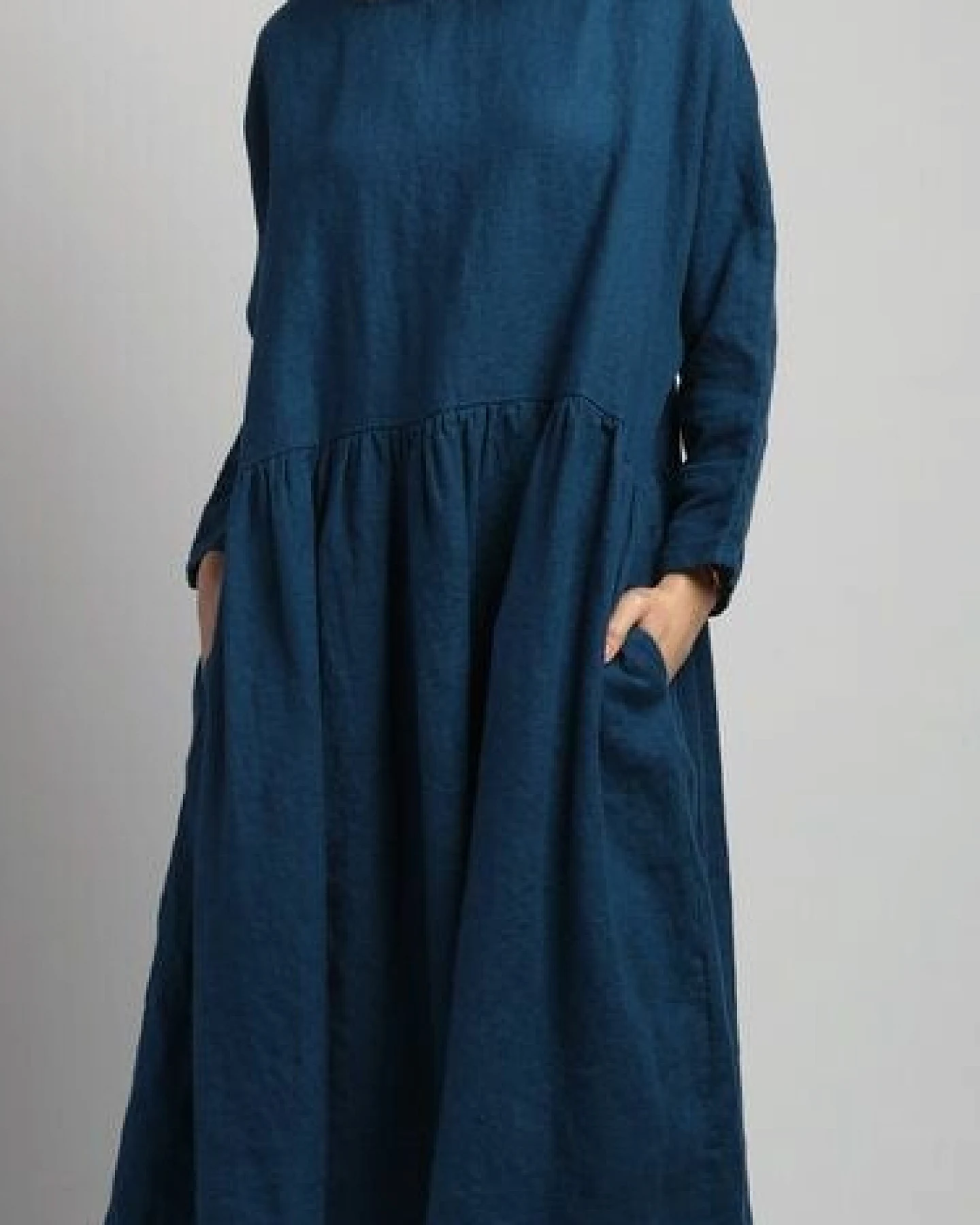 KNOTIUM EIRA Voluminöses Smock-Leinenkleid – Ansicht 3