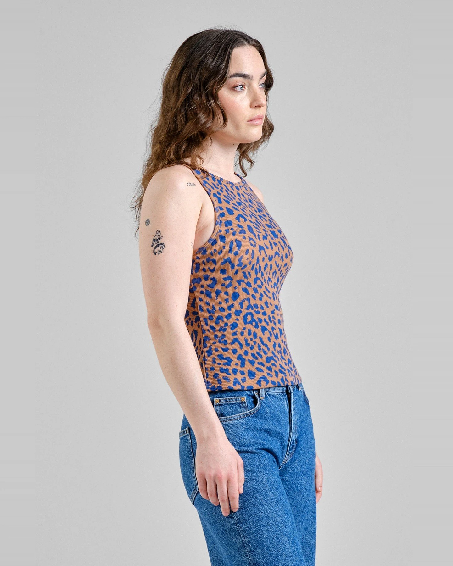 Top Valdermarsvik Rib Leopard Light Brown – Ansicht 2