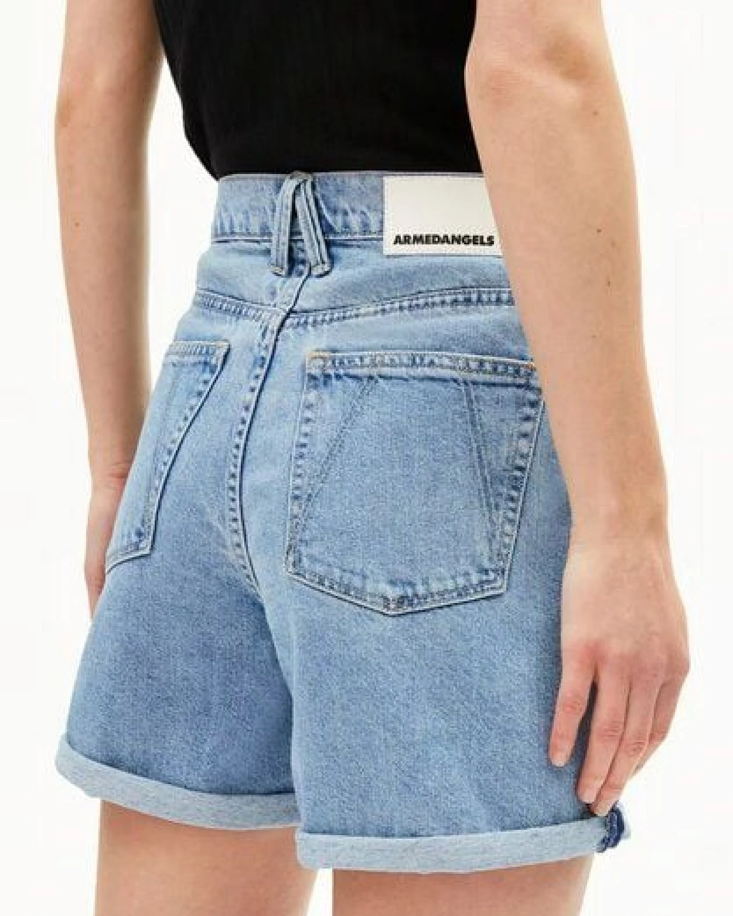 ARMEDANGELS SHEAARI Damen Jeans Shorts aus recycelter Baumwolle – Ansicht 3
