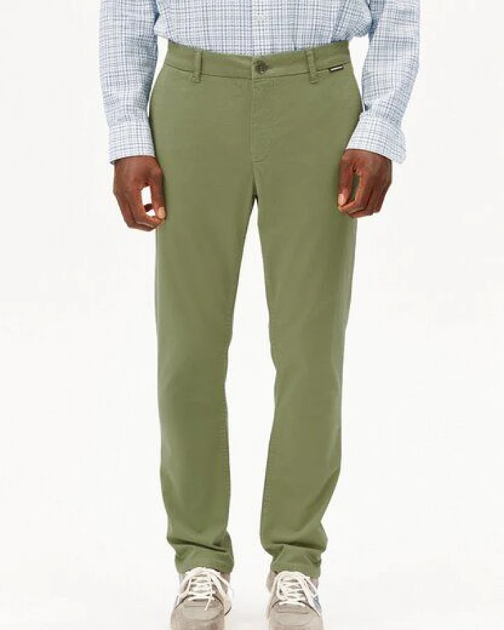 ARMEDANGELS AASTER Herren Chino Hose aus Bio-Baumwoll Mix