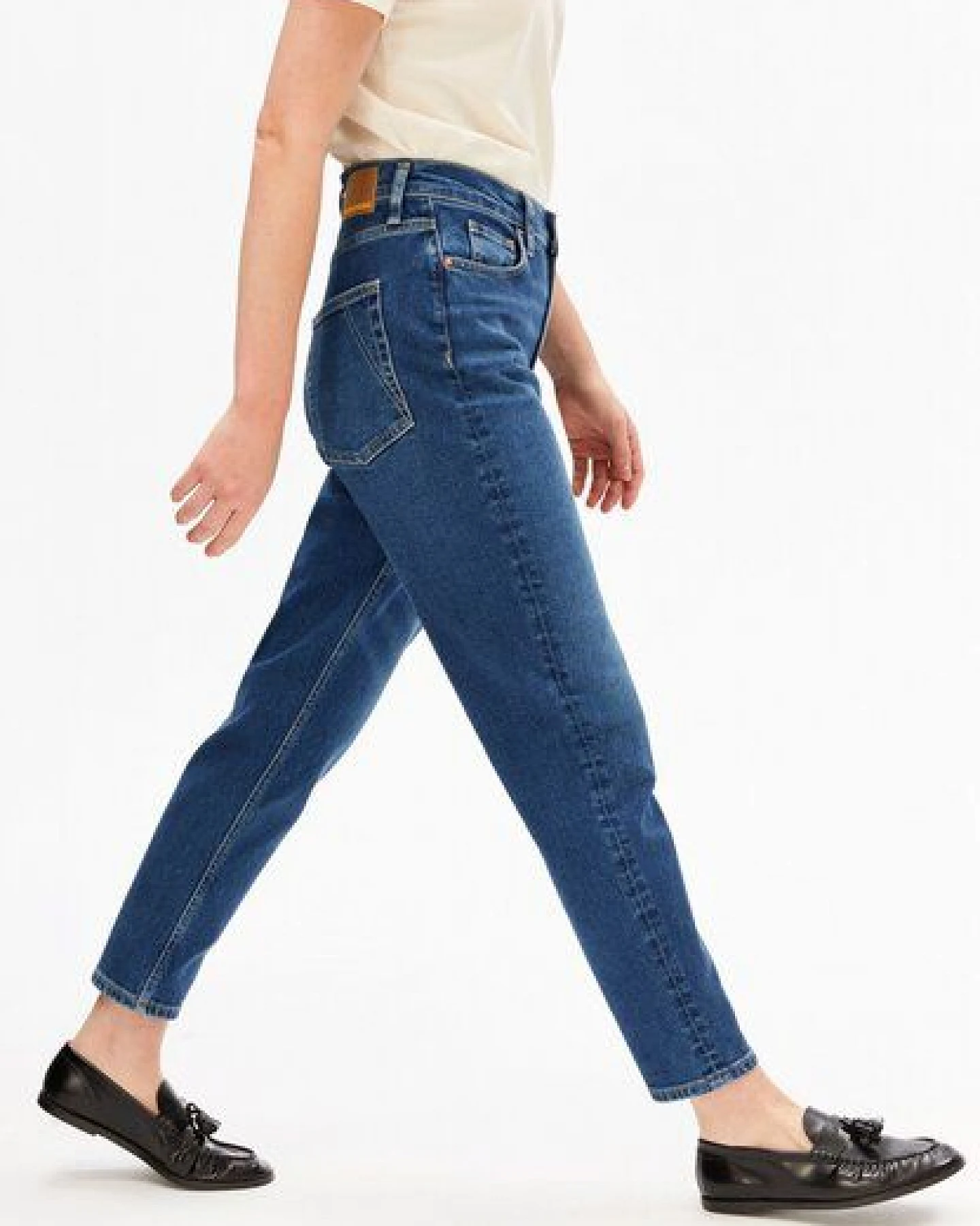 ARMEDANGELS MAIRAA Damen Mom Jeans aus recyceltem Baumwoll-Mix – Ansicht 4