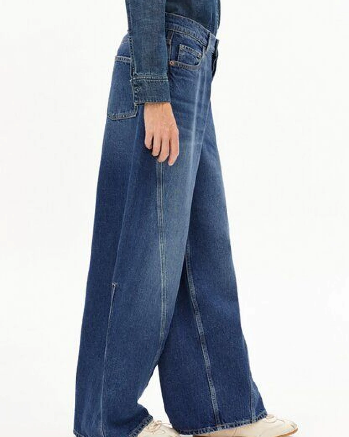 ARMEDANGELS AALTHEA BARREL Damen Wide Leg Mid Waist aus Lyocell Baumwoll Mix – Ansicht 4