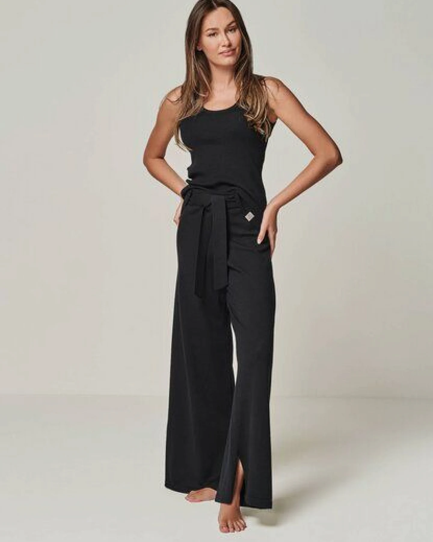 YOU LOOK PERFECT 100% Merino weite Strickhose mit Schleife "Bailey" – Ansicht 4