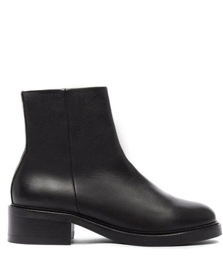M.Moustache Stiefelette Modell: Virginie