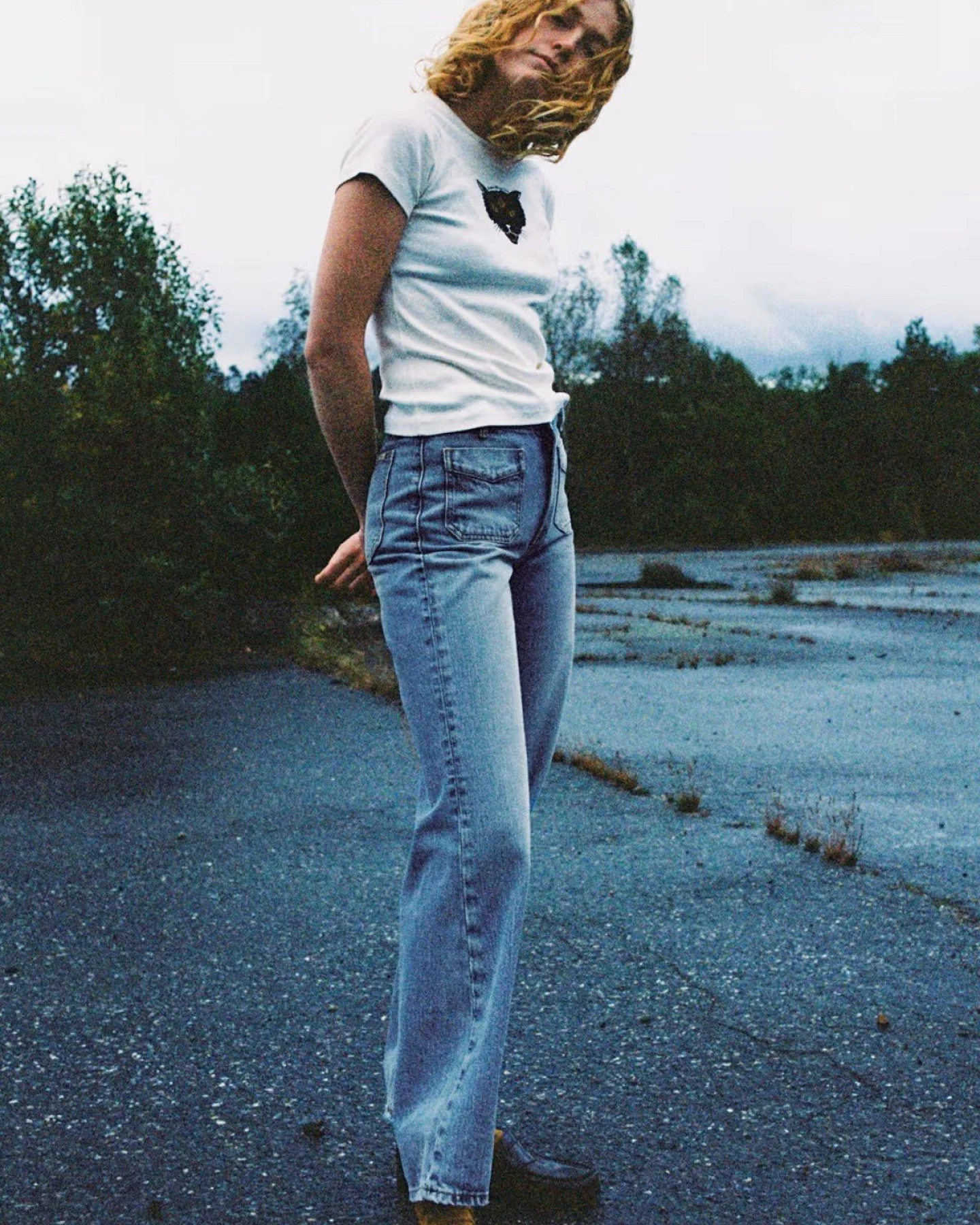 Jeans Holly Flare Light Blue – Ansicht 3