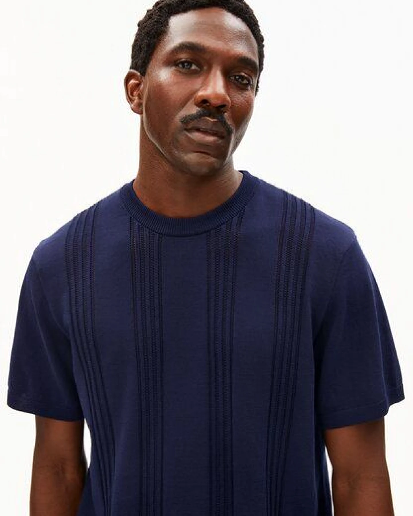 ARMEDANGELS COTTON KNIT Herren Strick-Shirt aus 100% Bio-Baumwolle – Ansicht 3