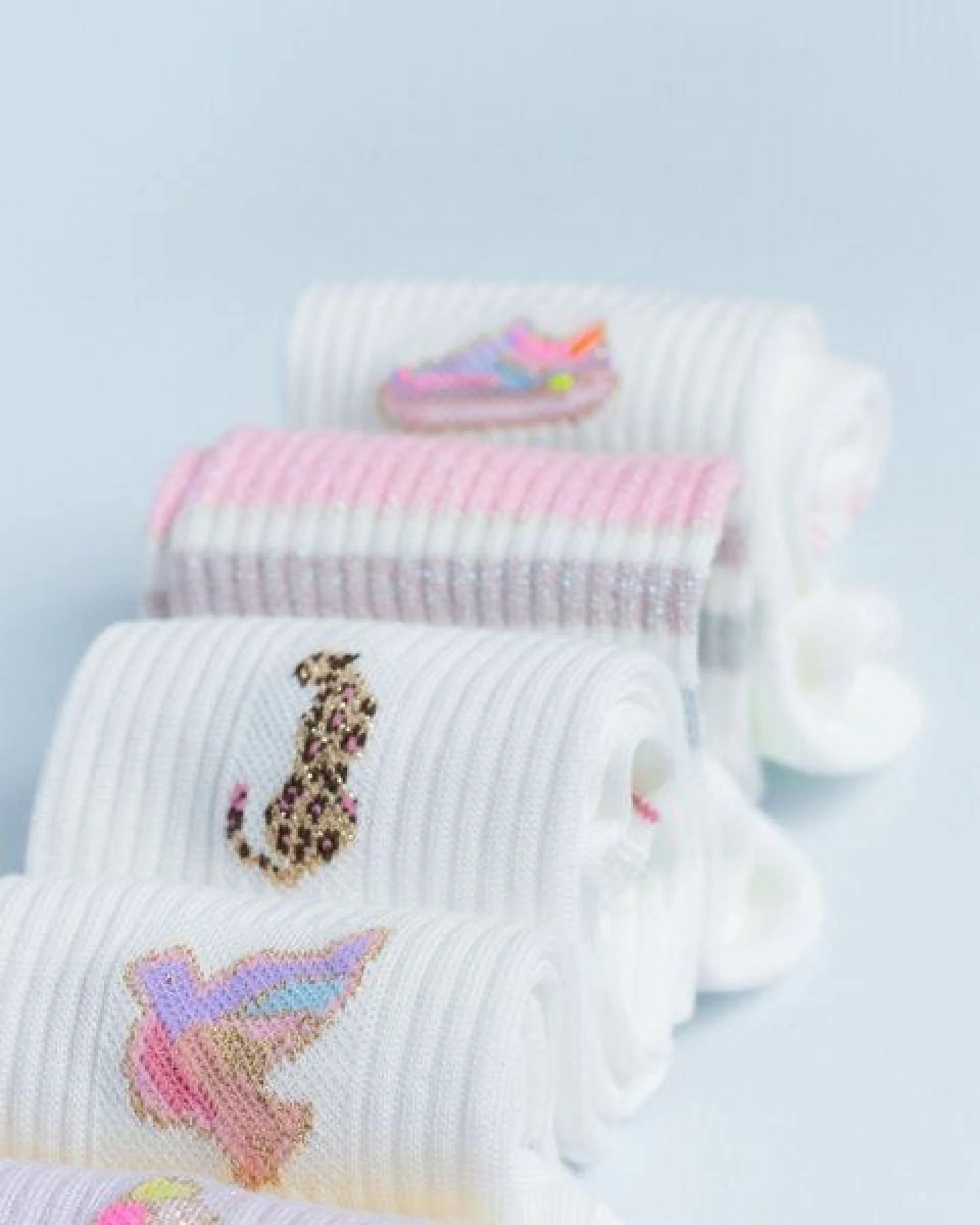 Socken "Ooley Icon - Sneaker Love" aus Biobaumwolle made in Italy – Ansicht 3