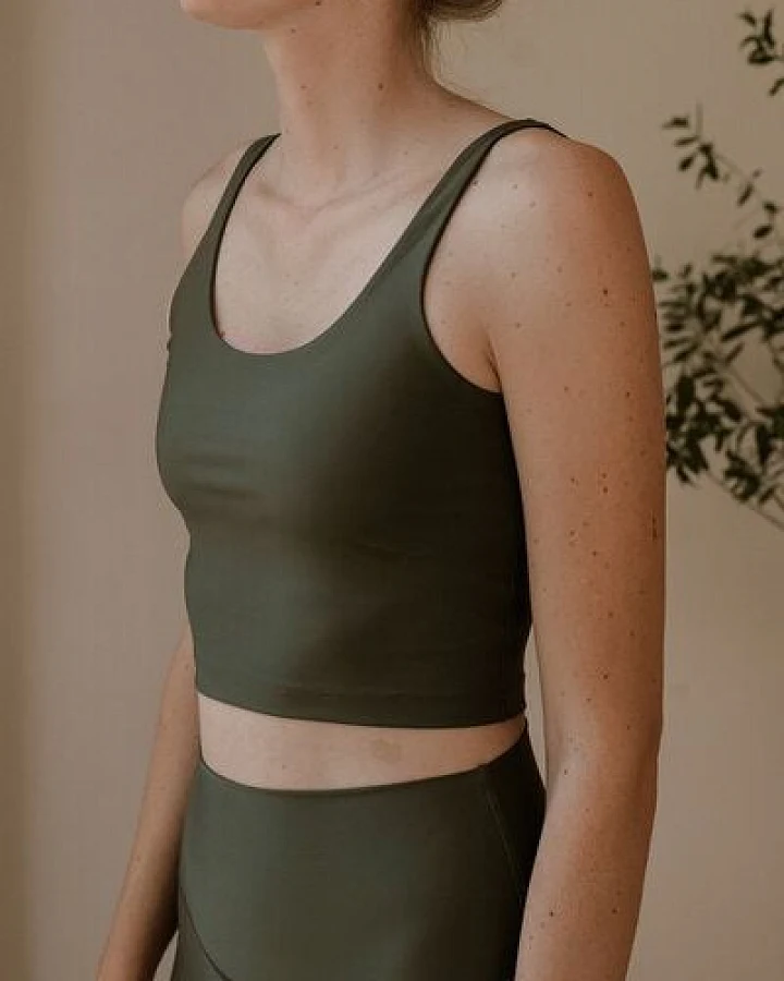 The View Yoga Iris Top Forest Green