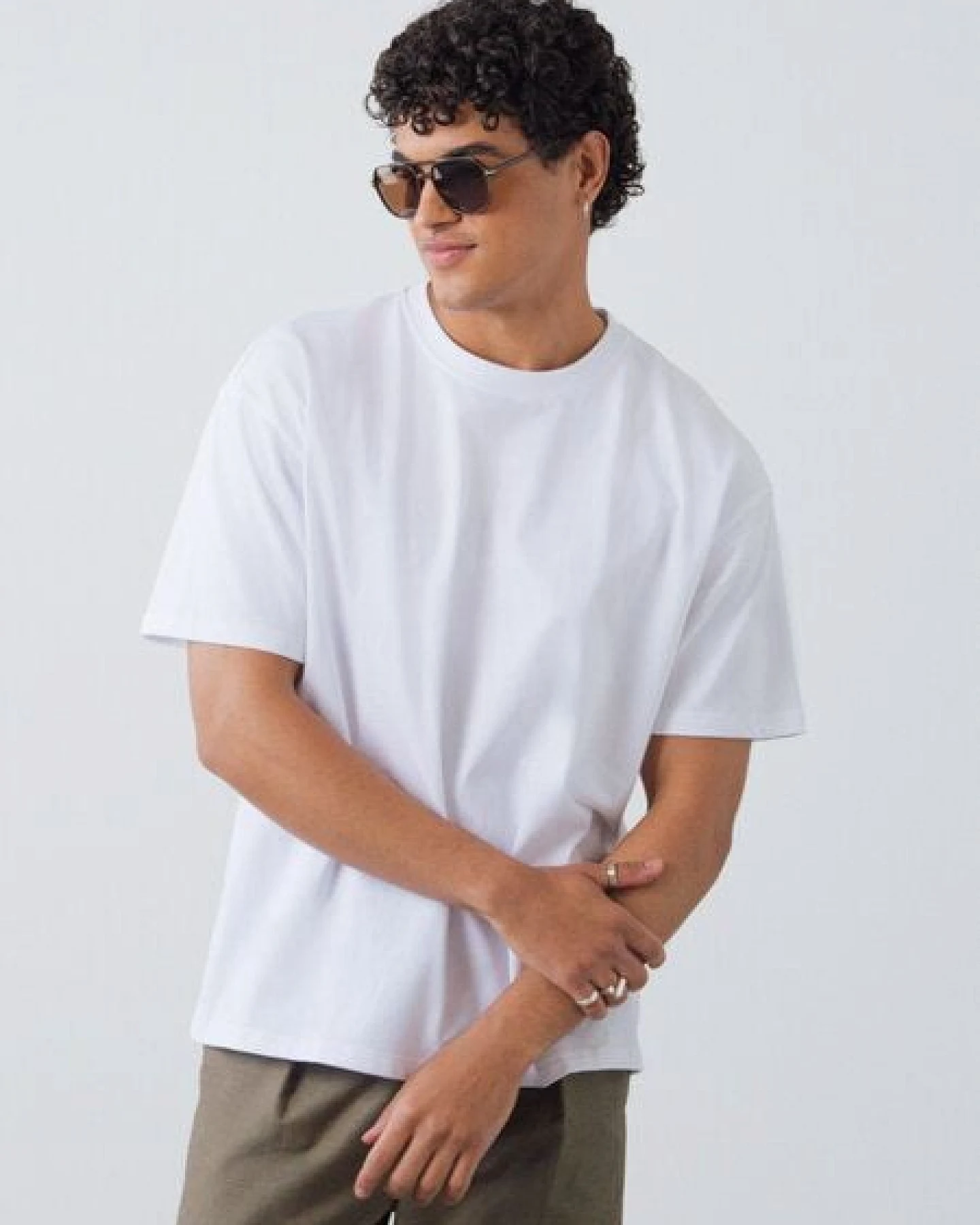 Honest Basics OG Shirt aus Bio- und recycelter Baumwolle – Ansicht 2