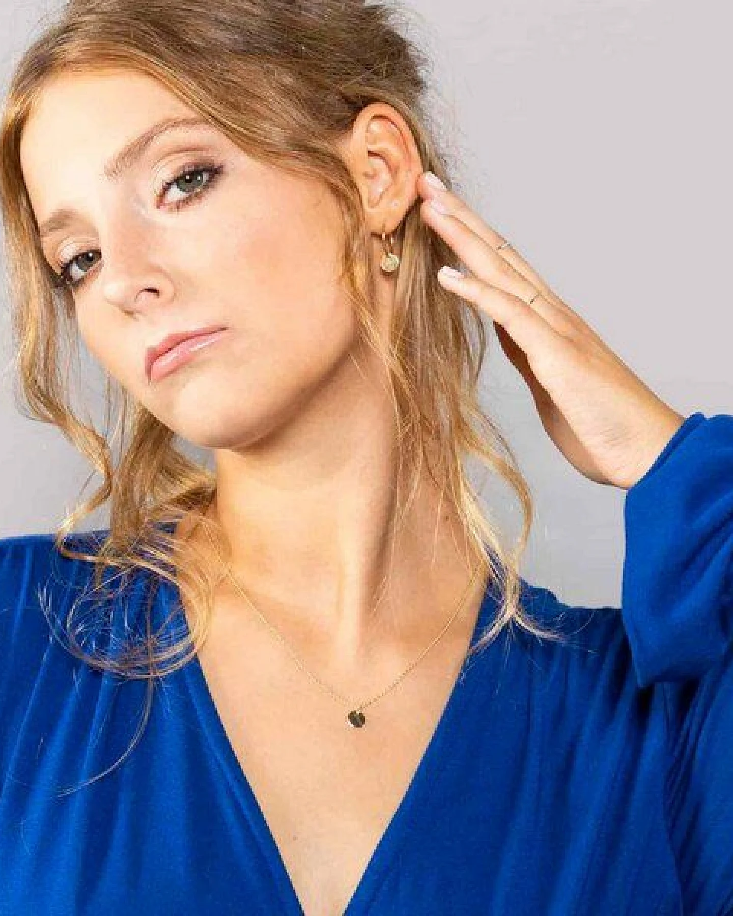 fejn jewelry Set Kette 'shiny disc' + Creole mit Disc Anhänger – Ansicht 2