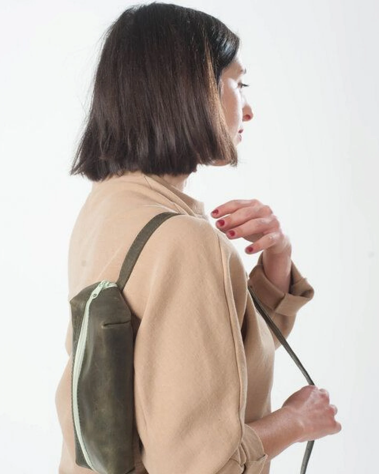 monday market Bauchtasche Luca aus Pull-Up-Leder – Ansicht 2