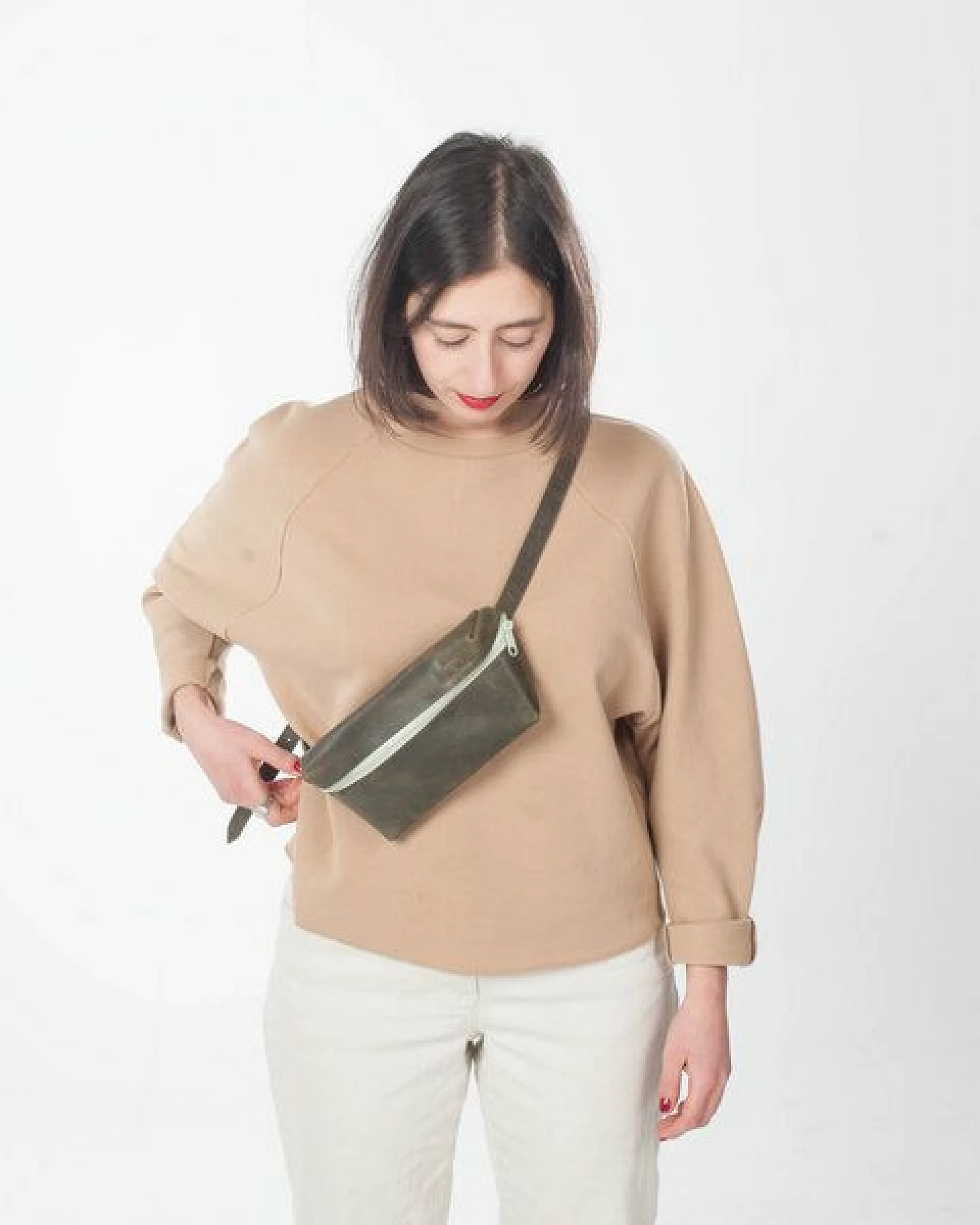 monday market Bauchtasche Luca aus Pull-Up-Leder – Ansicht 3