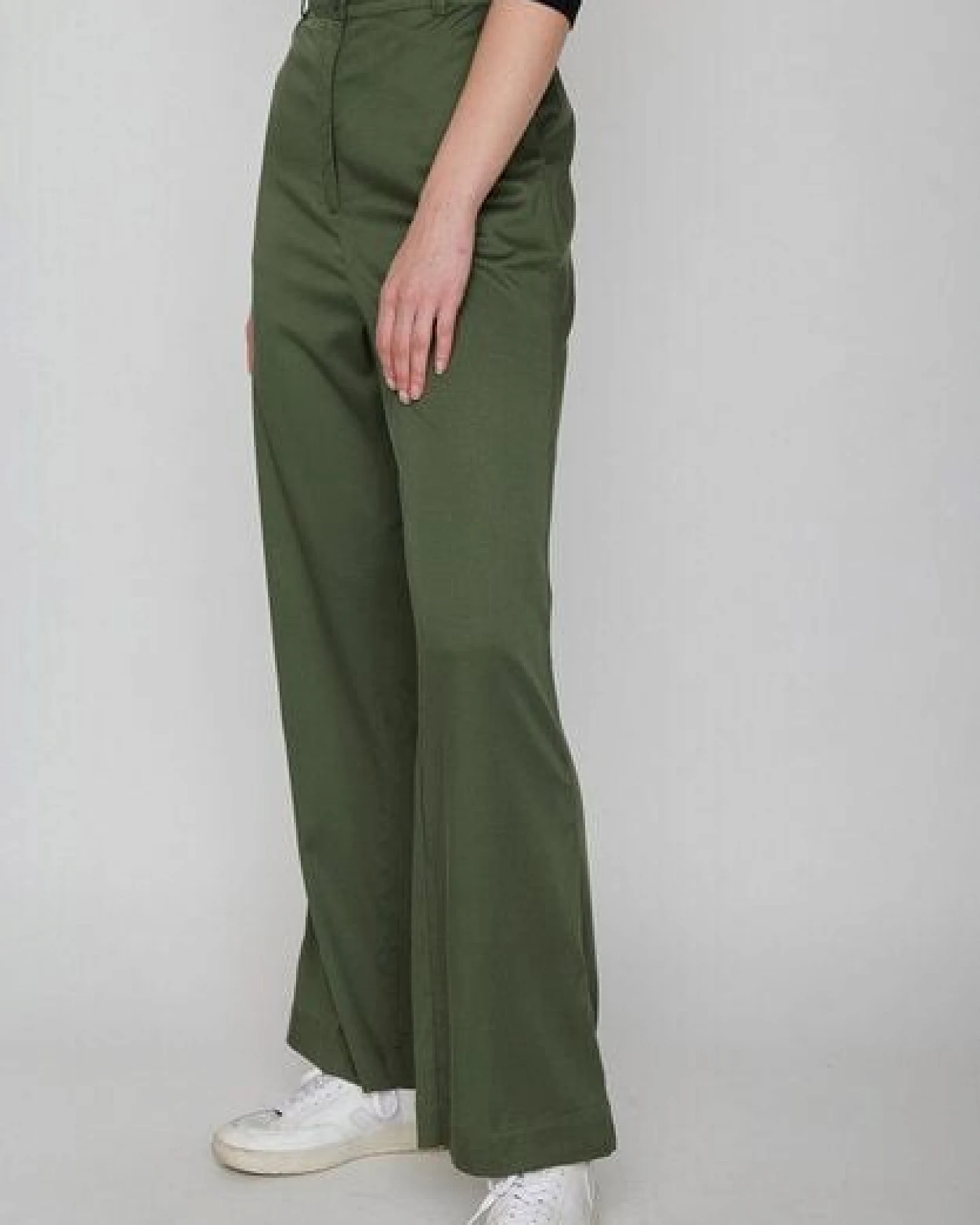 GREENBOMB Basic Dawn - Lässige Hose in Retro-Chic / Fair & Vegan – Ansicht 2