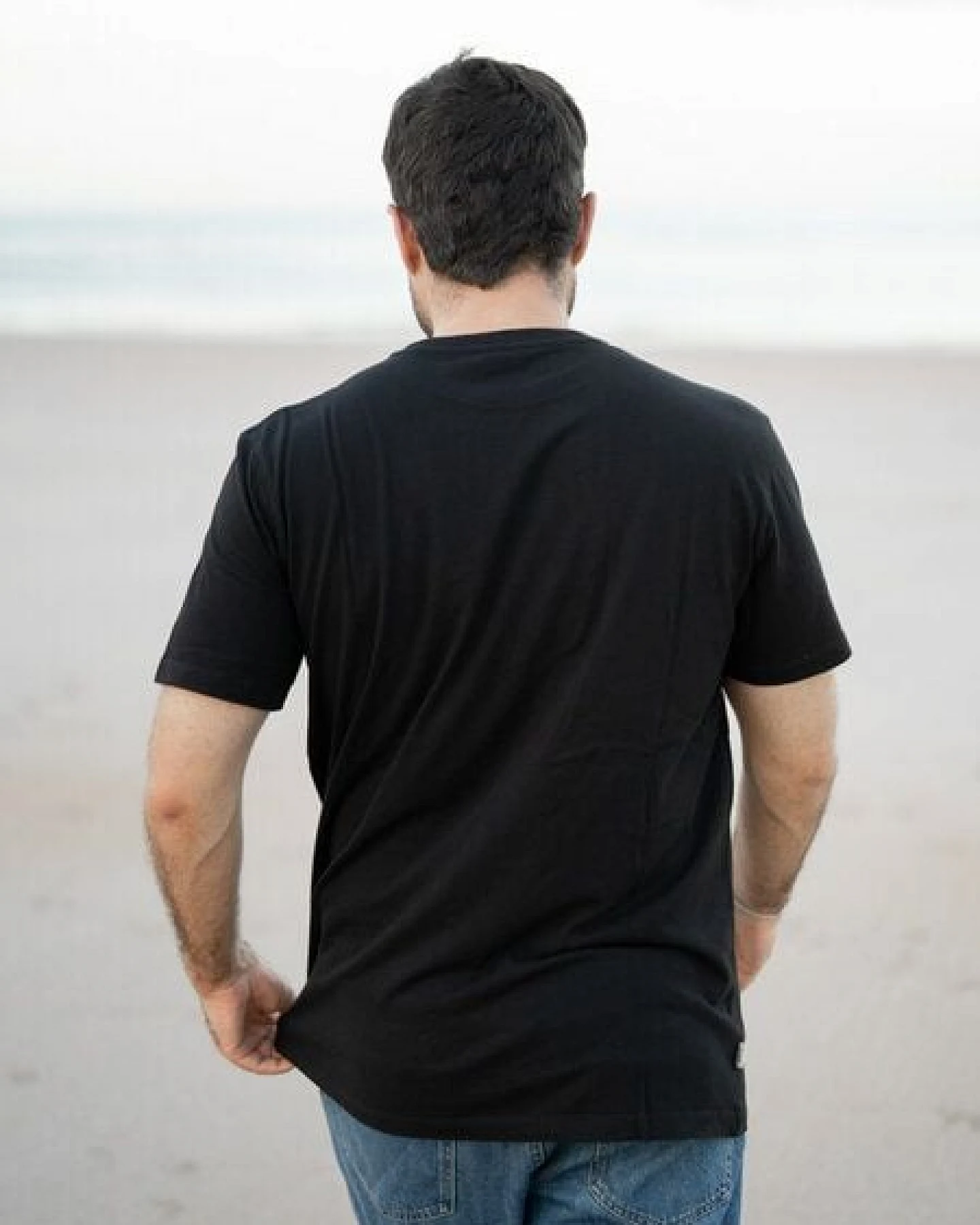 FUXBAU Männer Basic T-Shirt – Ansicht 3