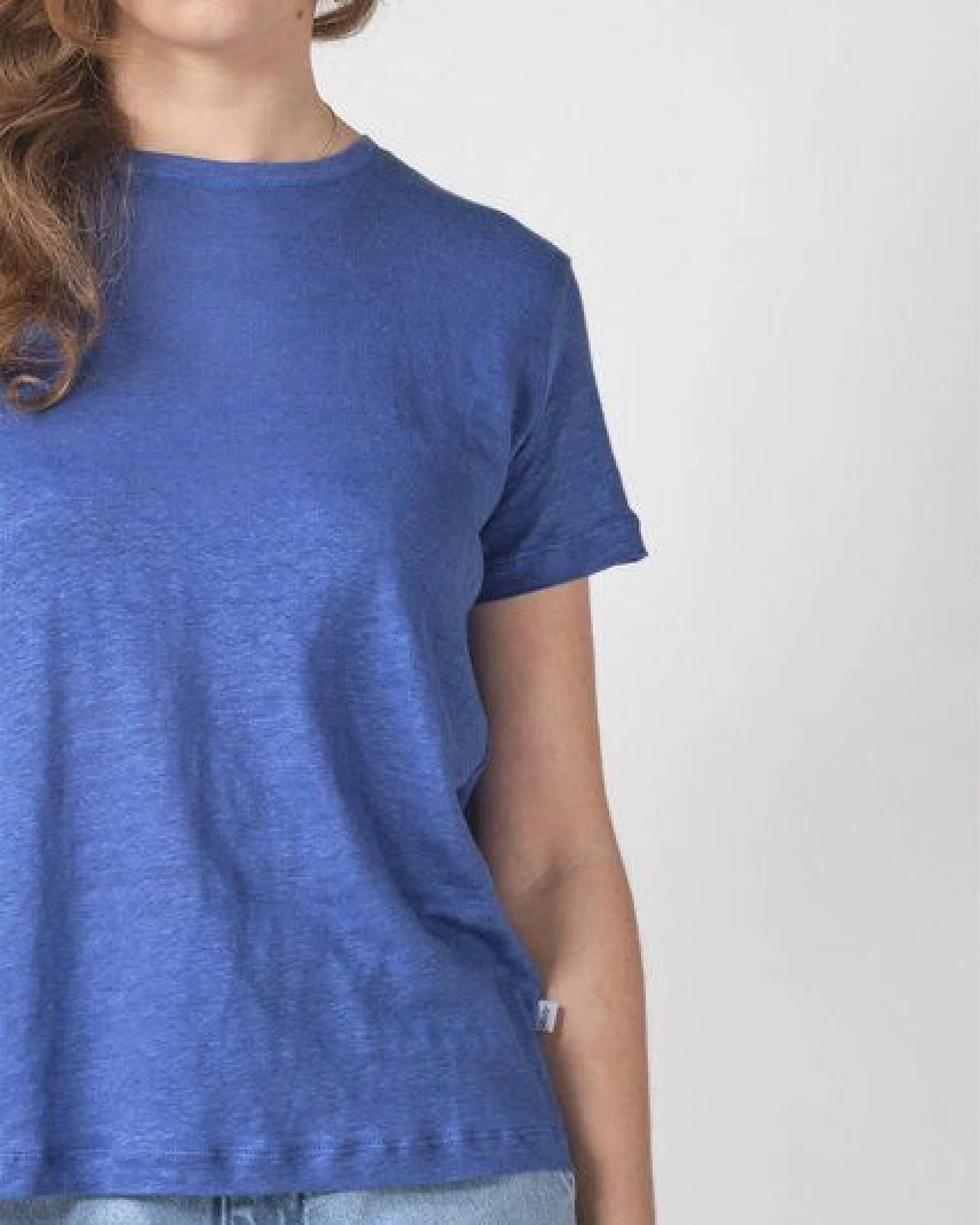 Klitmøller Collective Leinen T-shirt Modell: Rikke – Ansicht 3