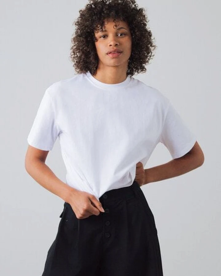 Honest Basics OG Shirt aus Bio- und recycelter Baumwolle
