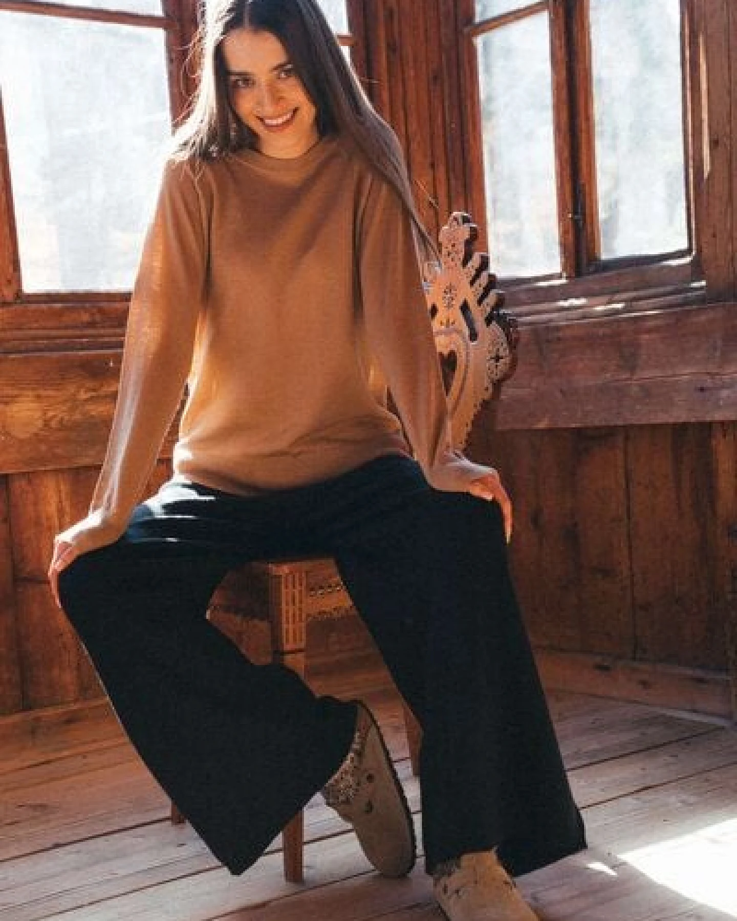 Kopyto JENOT - Klassischer Damenpullover aus 100% Merinowolle – Ansicht 4