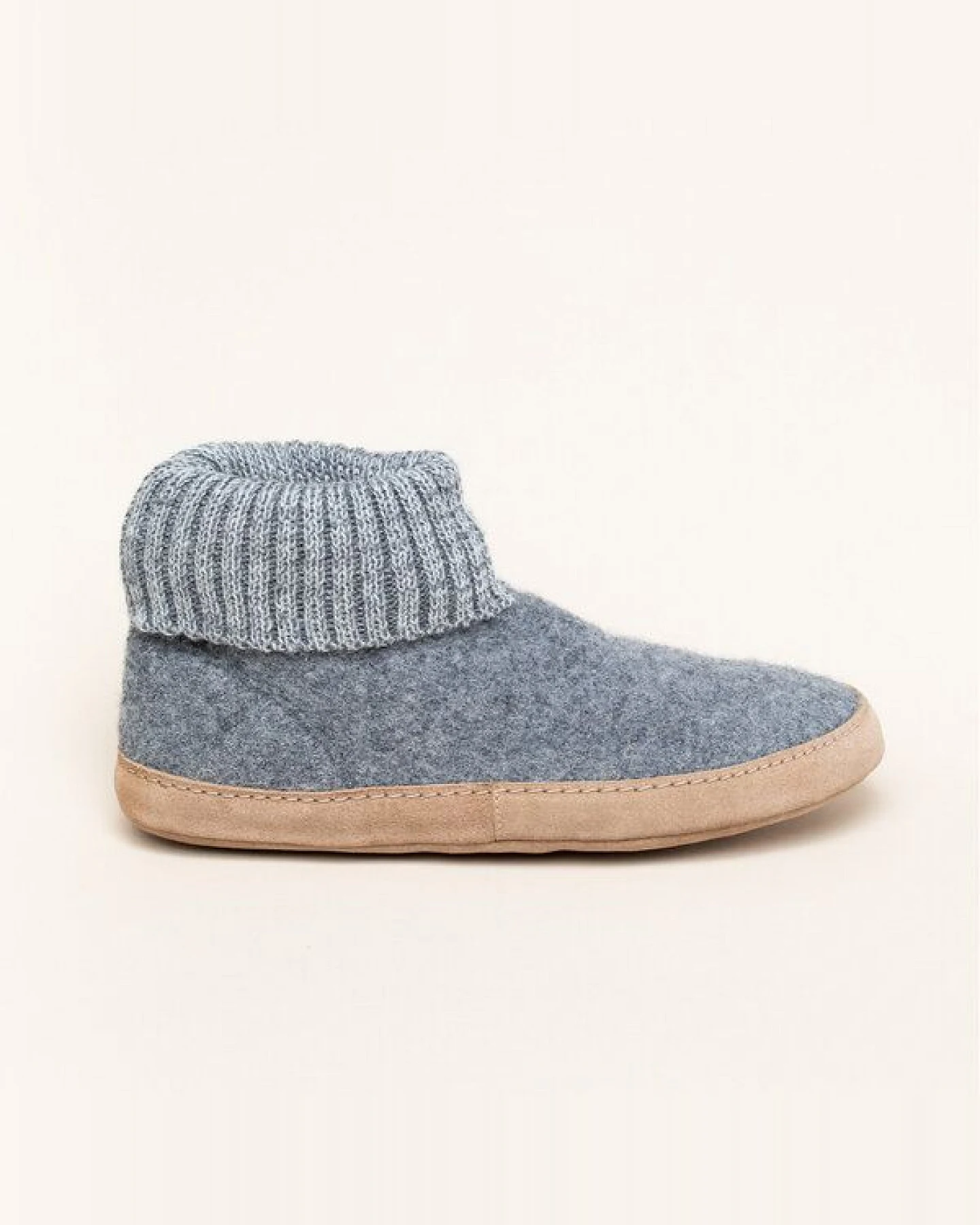 Gottstein Hüttenschuh Dakota - Hoher Filzhausschuh für Damen & Herren aus 100% Schurwolle mit extra bequemer Ledersohle & elastischem Strickbund – Ansicht 3