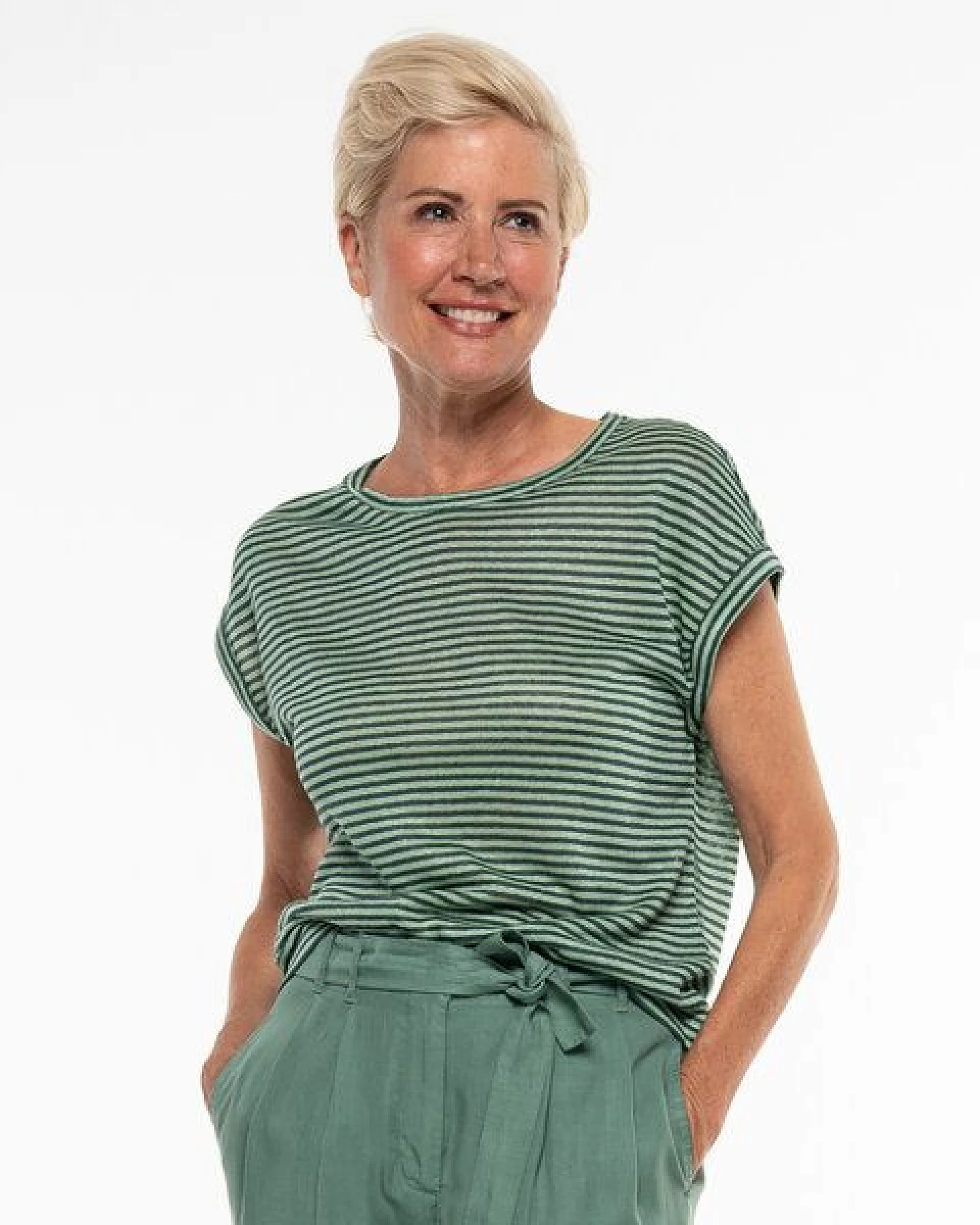 Alma & Lovis Legeres Shirt im Ringellook aus Leinen-Jersey – Ansicht 3