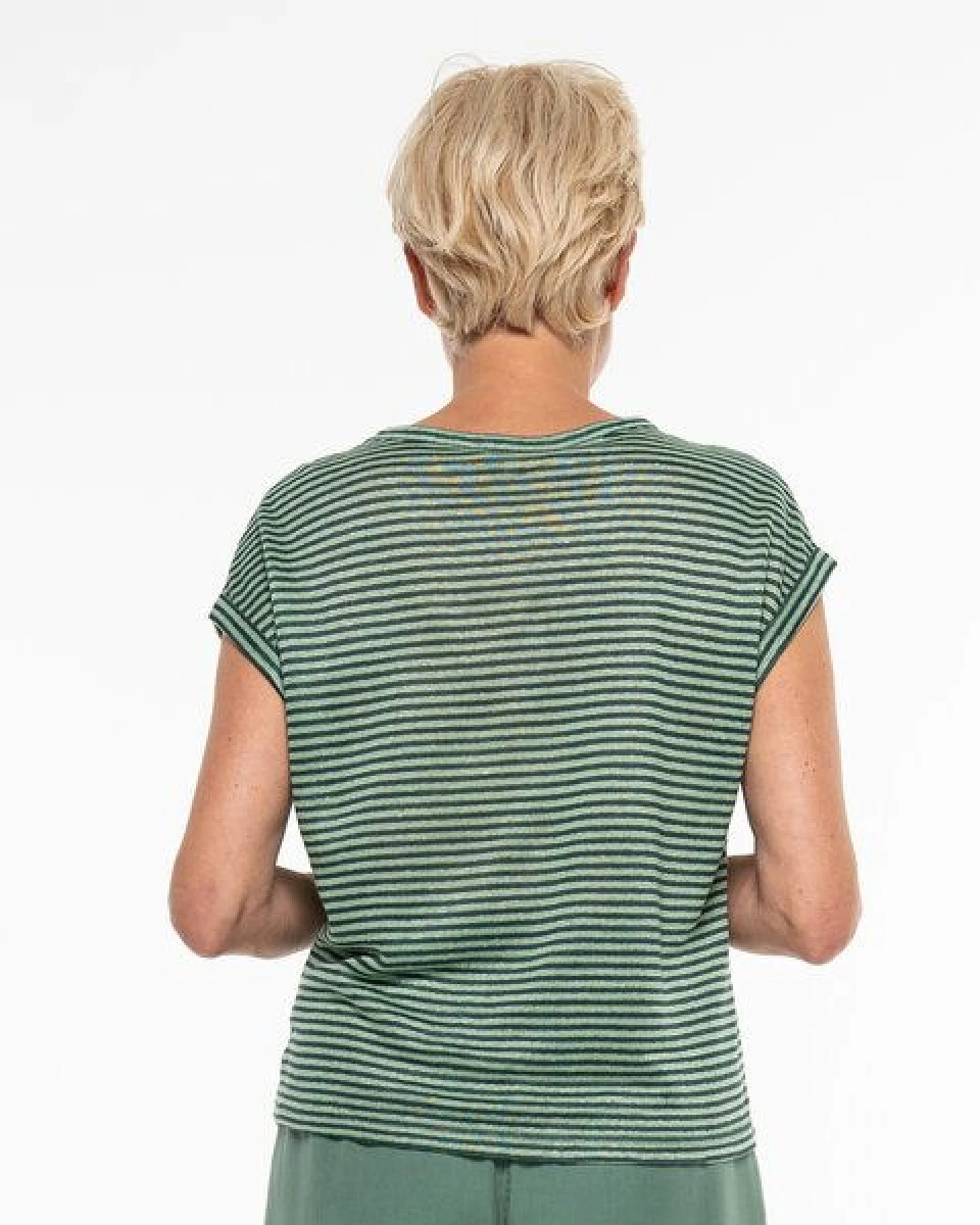 Alma & Lovis Legeres Shirt im Ringellook aus Leinen-Jersey – Ansicht 4