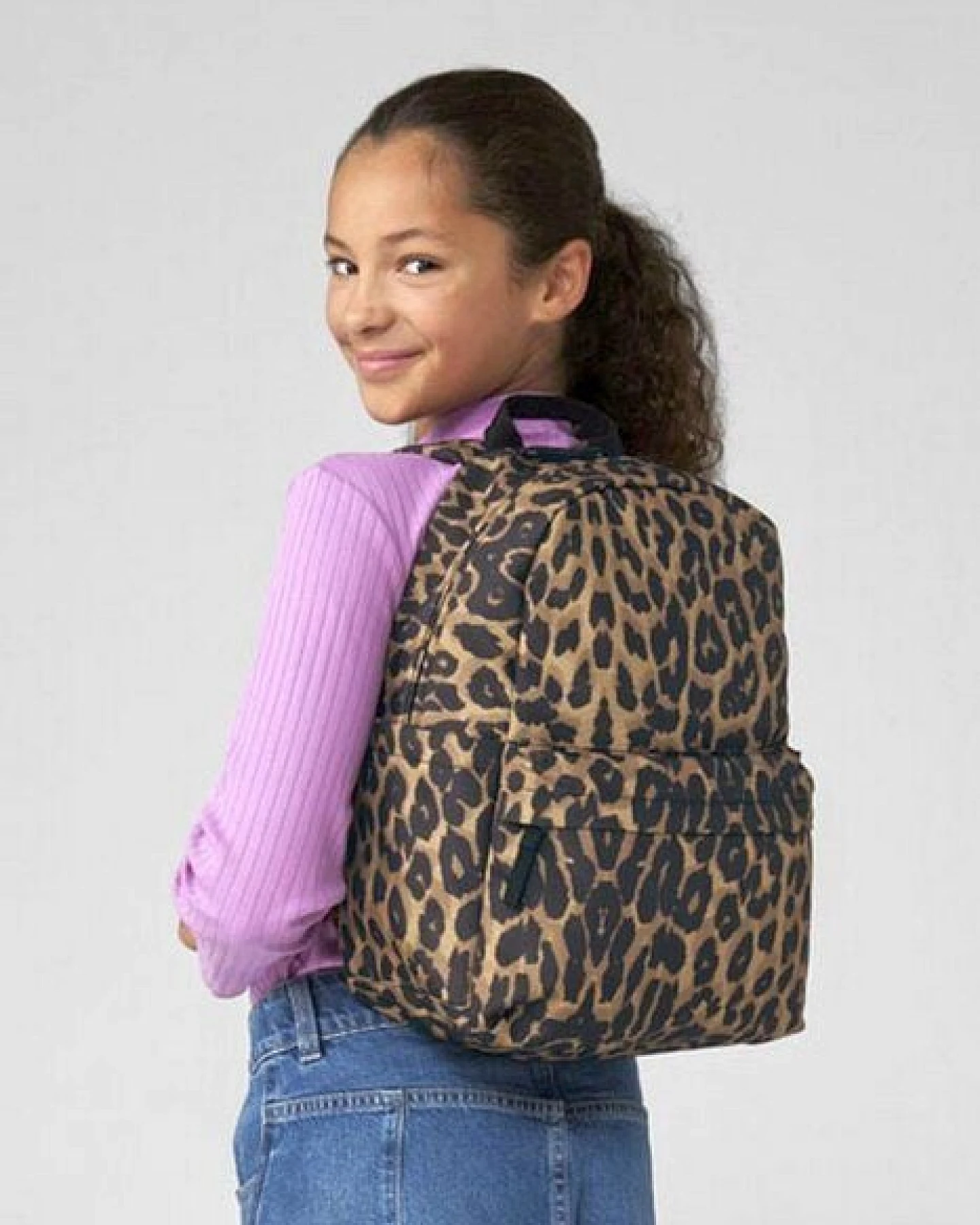 BagBase Rucksack Backpack Leopard Print mit Laptop Fach Recyceltes PET – Ansicht 2