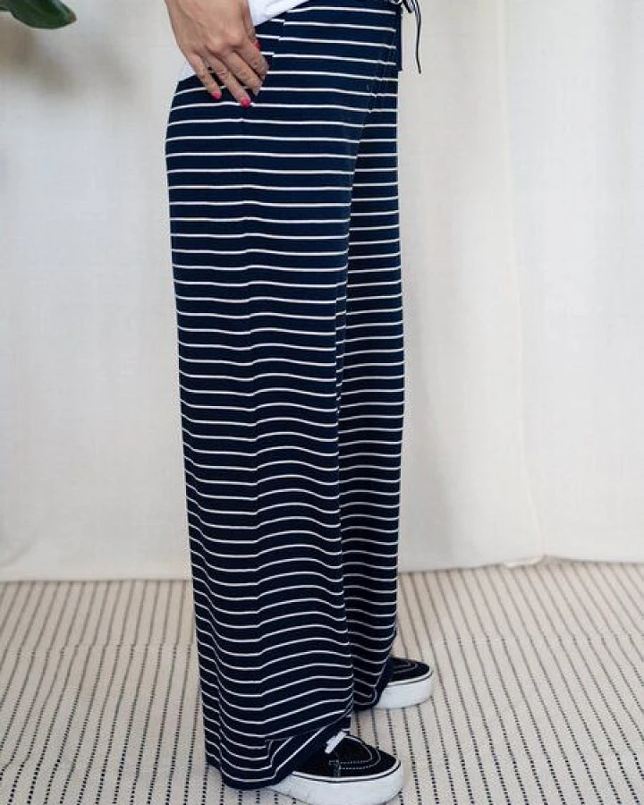 FUXBAU Gestreifte Frauen Hose - navy weiß