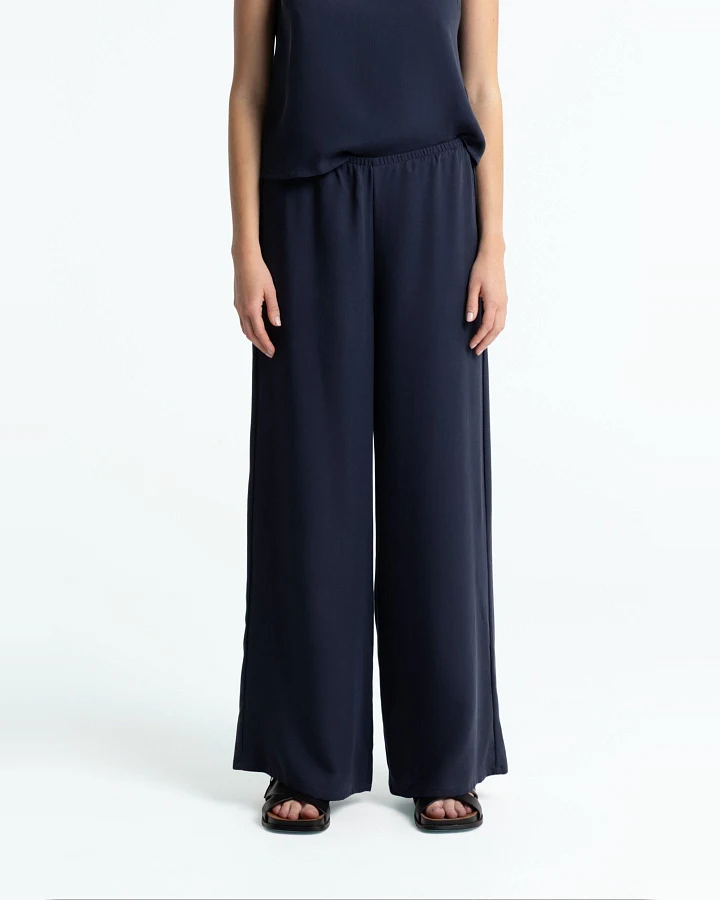 Hose Taniya Blau