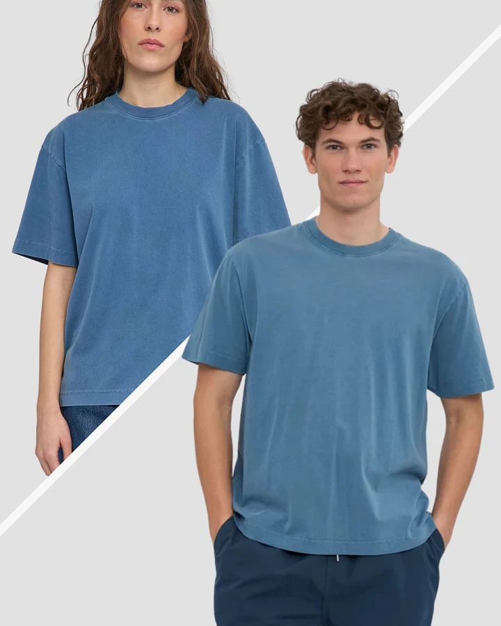 Mittelblau