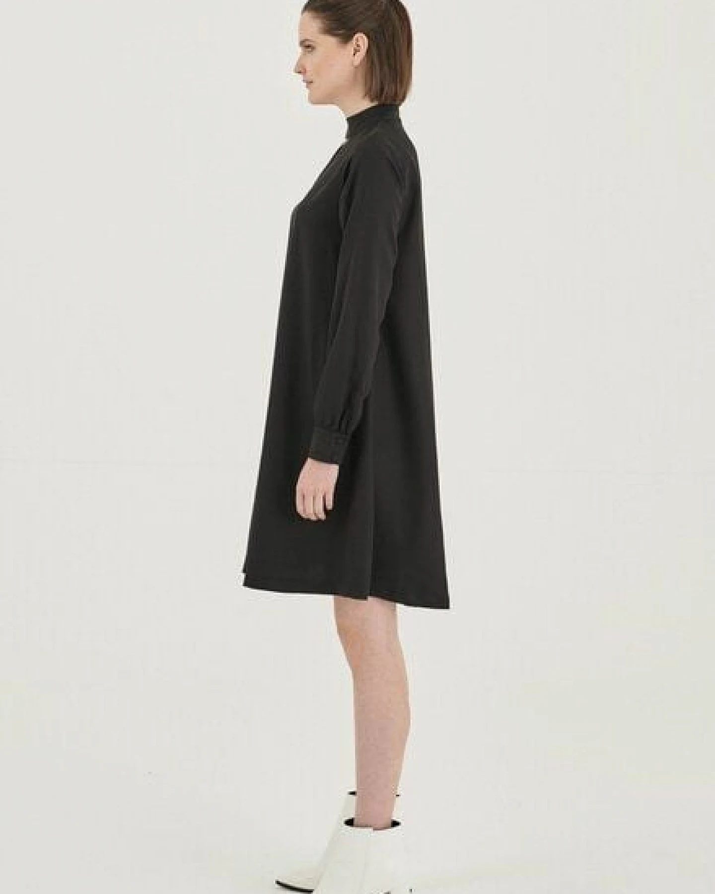 ORGANICATION Kleid aus TENCEL Lyocell – Ansicht 2